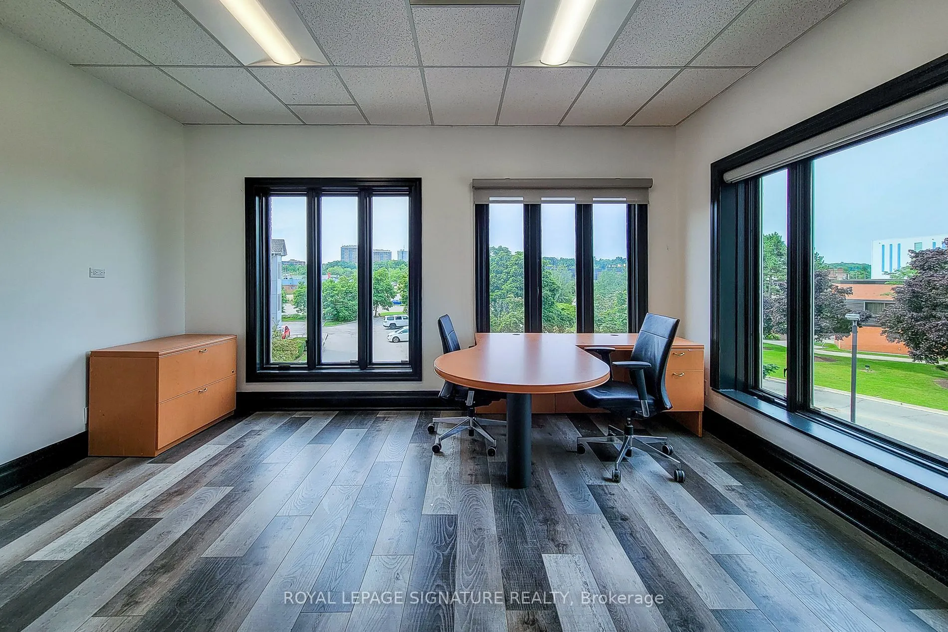 414 North Service Road E, #300