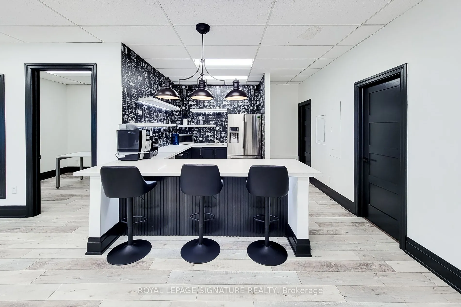 414 North Service Road E, #300