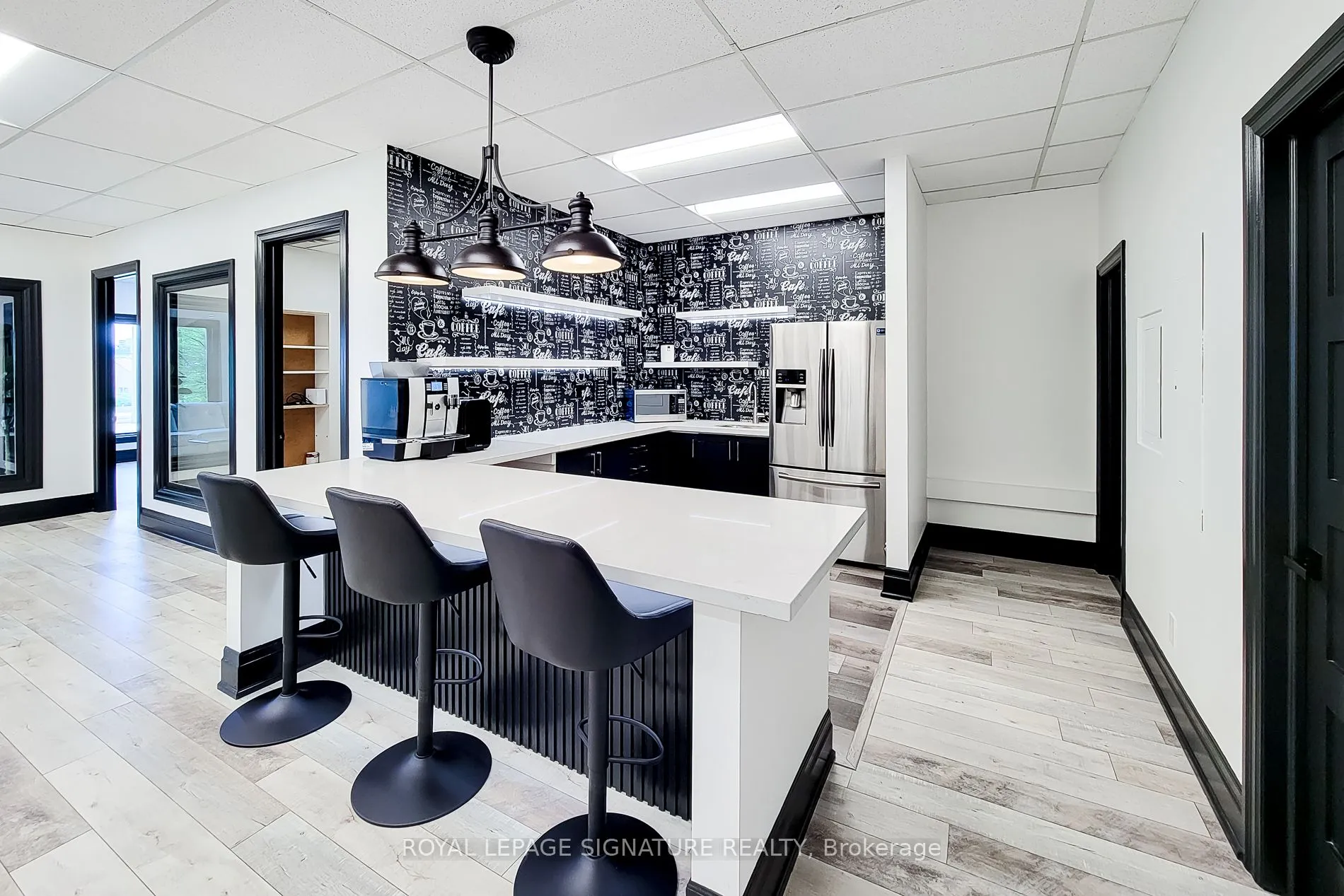 414 North Service Road E, #300