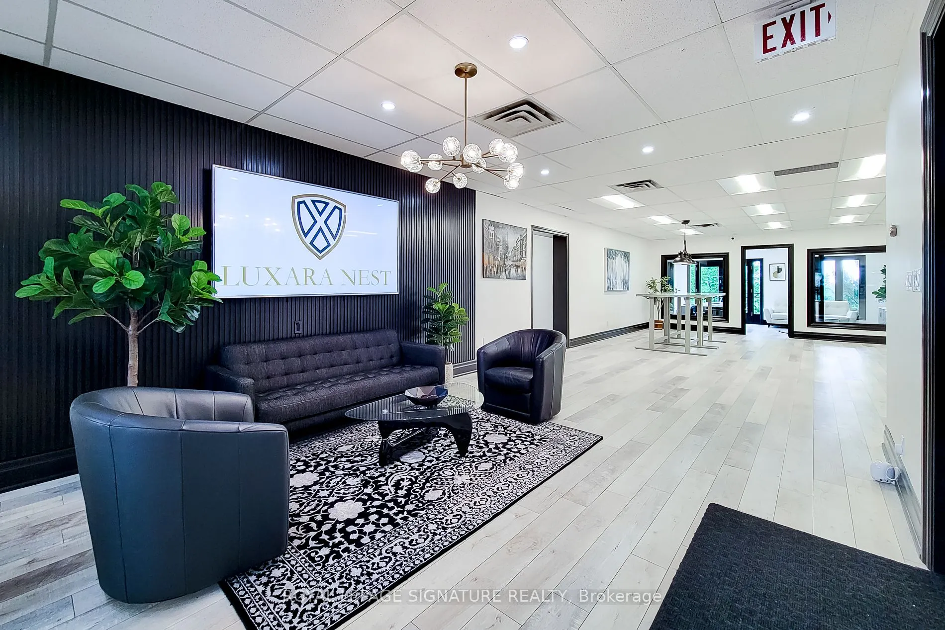 414 North Service Road E, #300