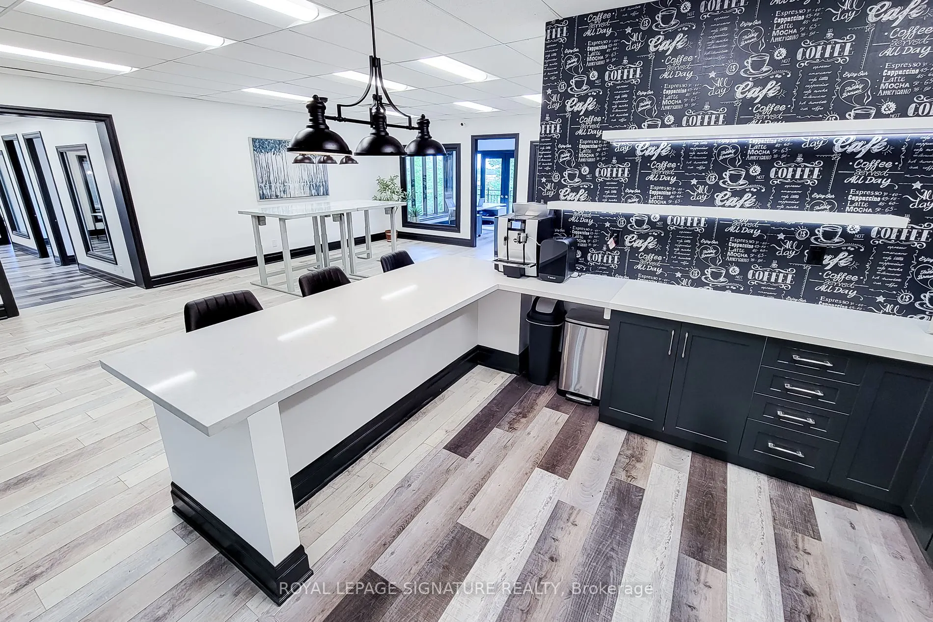 414 North Service Road E, #300