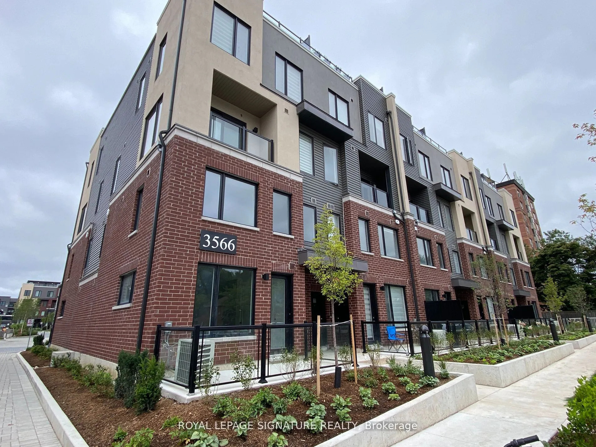 3566 Colonial Drive, #4