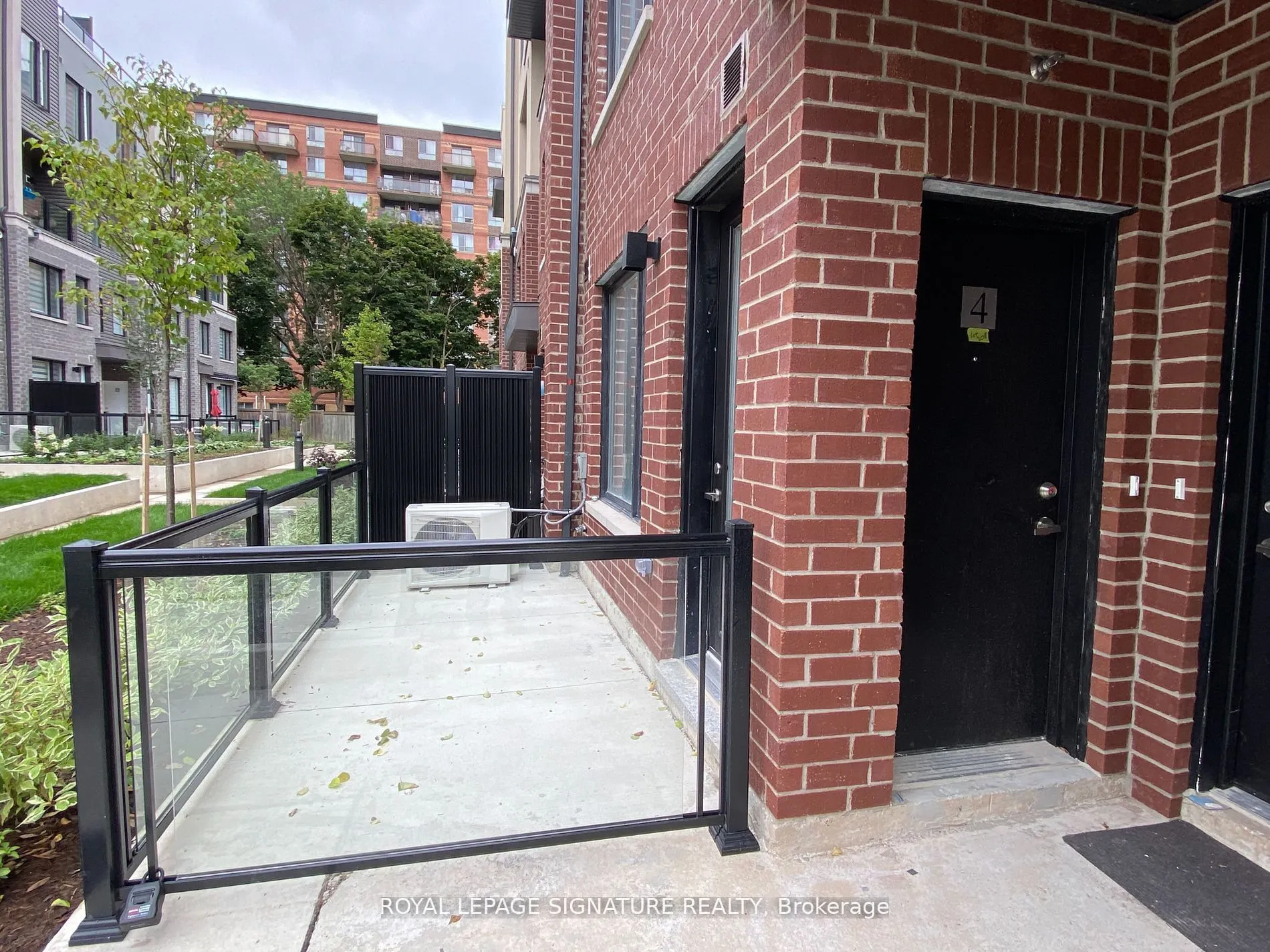 3566 Colonial Drive, #4