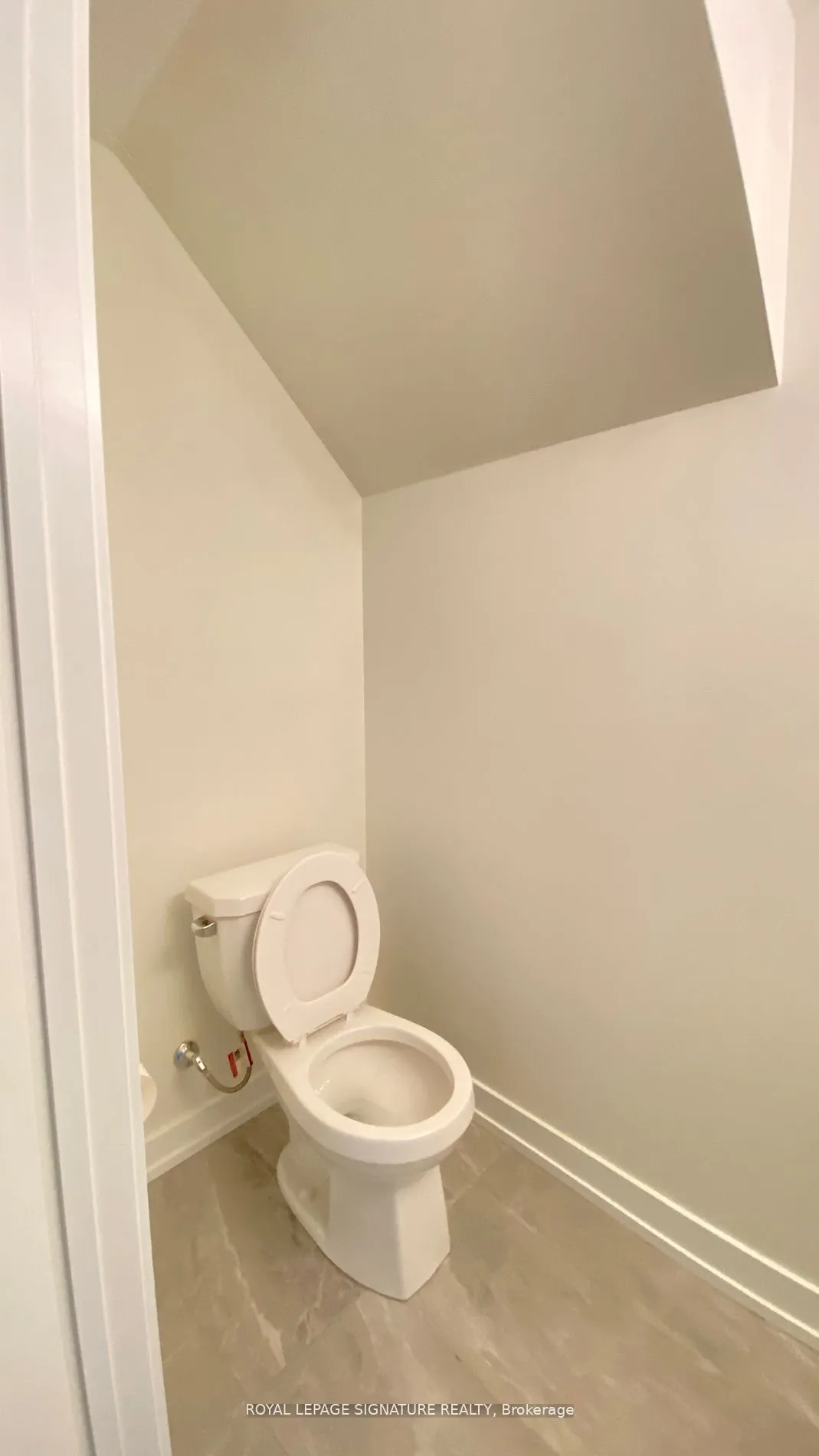 3566 Colonial Drive, #4