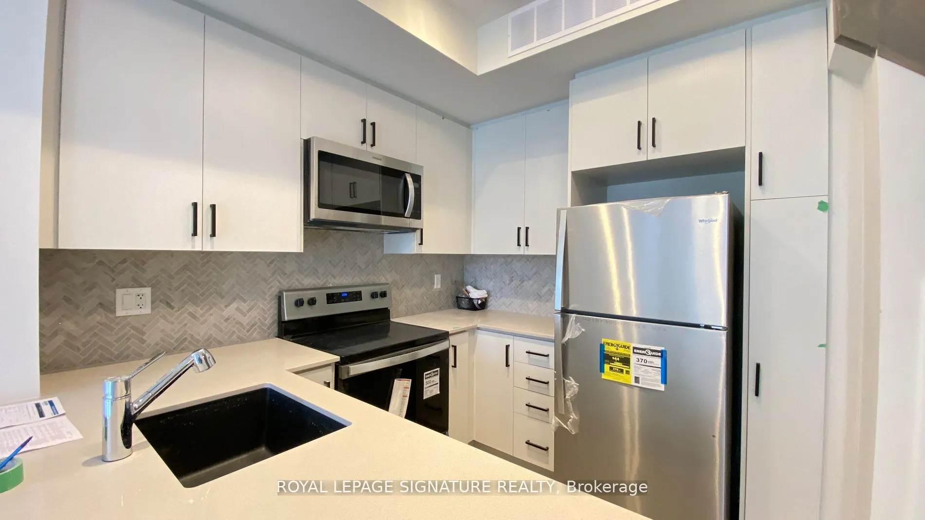 3566 Colonial Drive, #4