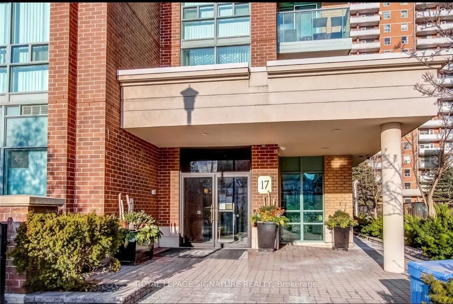 17 Michael Power Place, #502