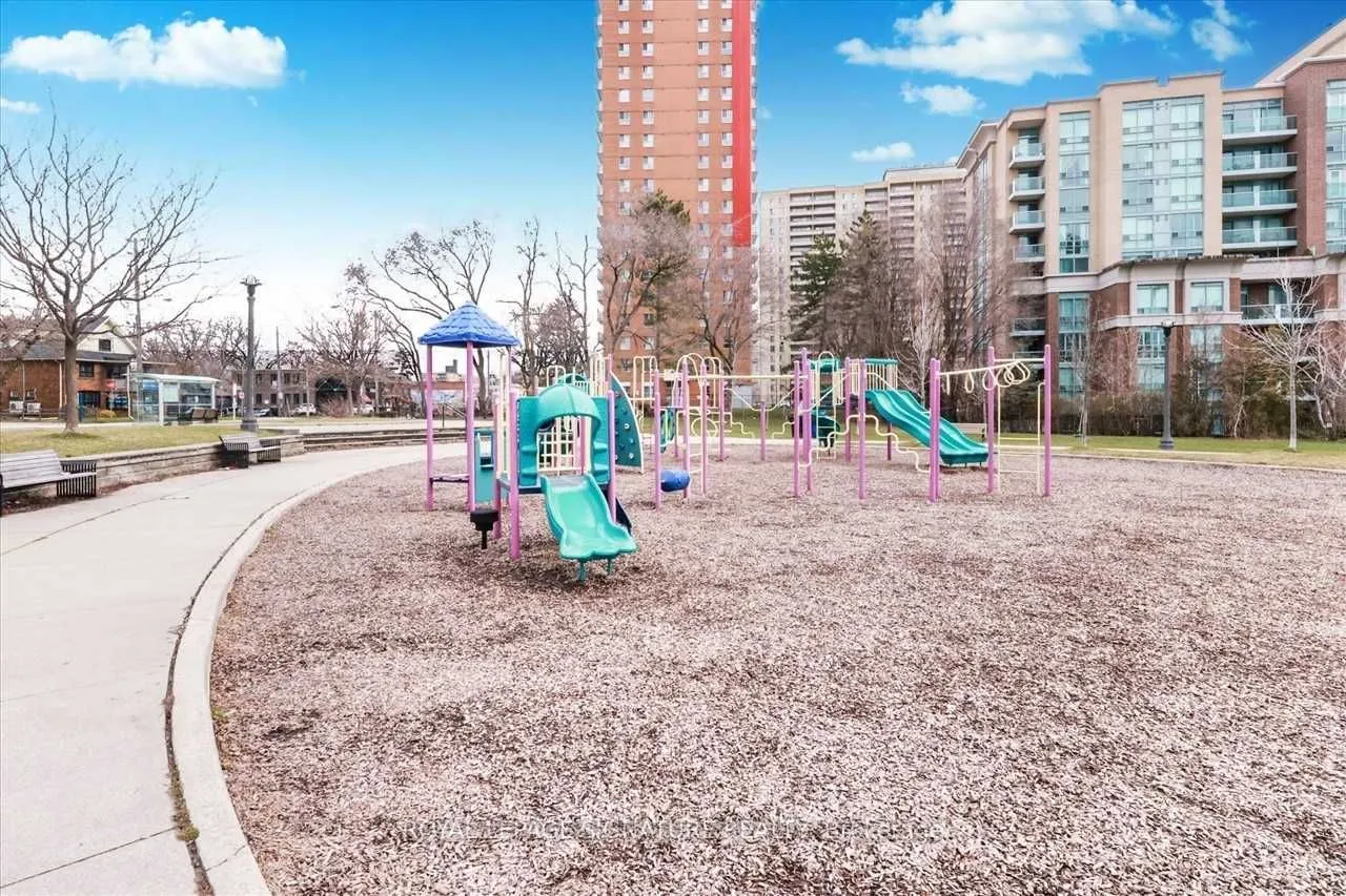 17 Michael Power Place, #502