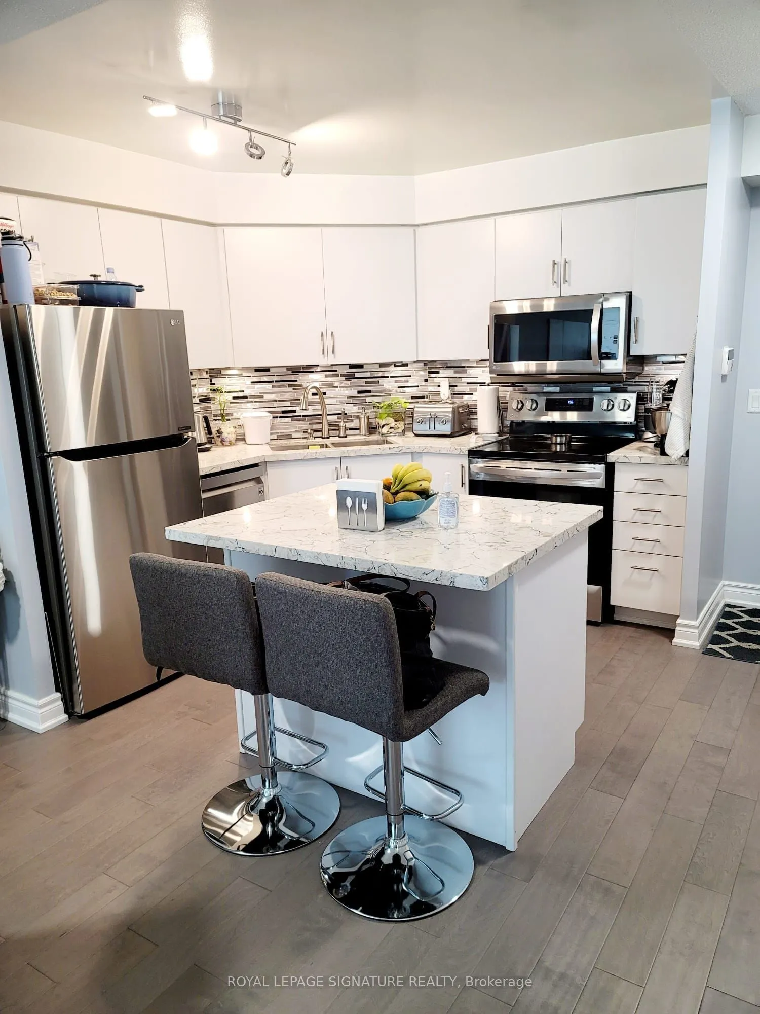 17 Michael Power Place, #502