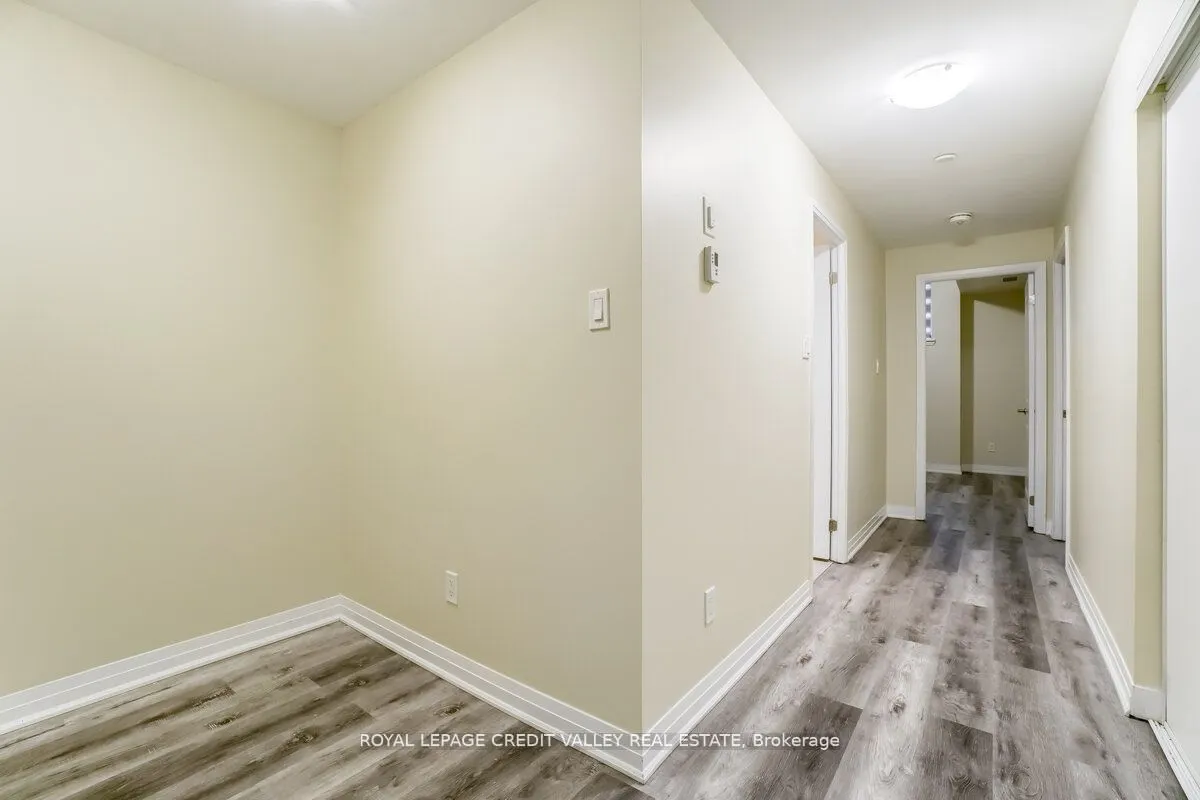 670 Atwater Avenue, #09