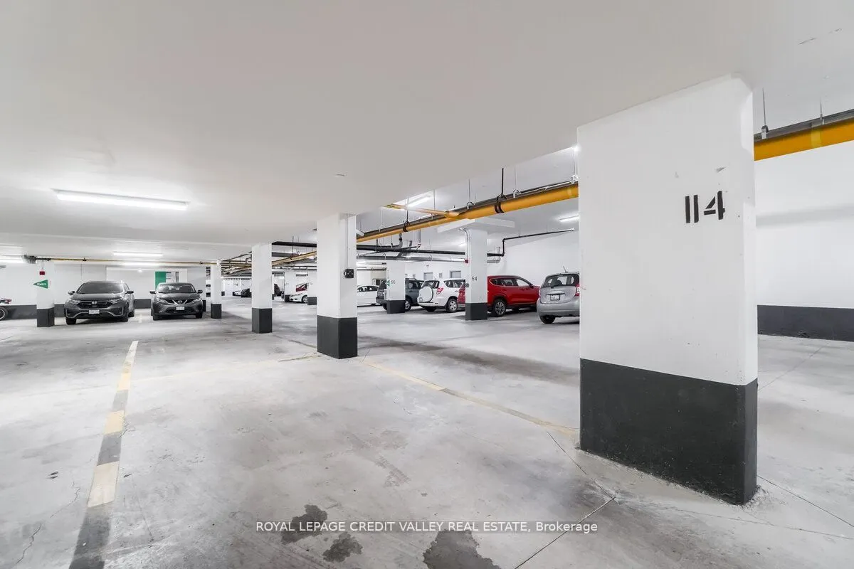 670 Atwater Avenue, #09