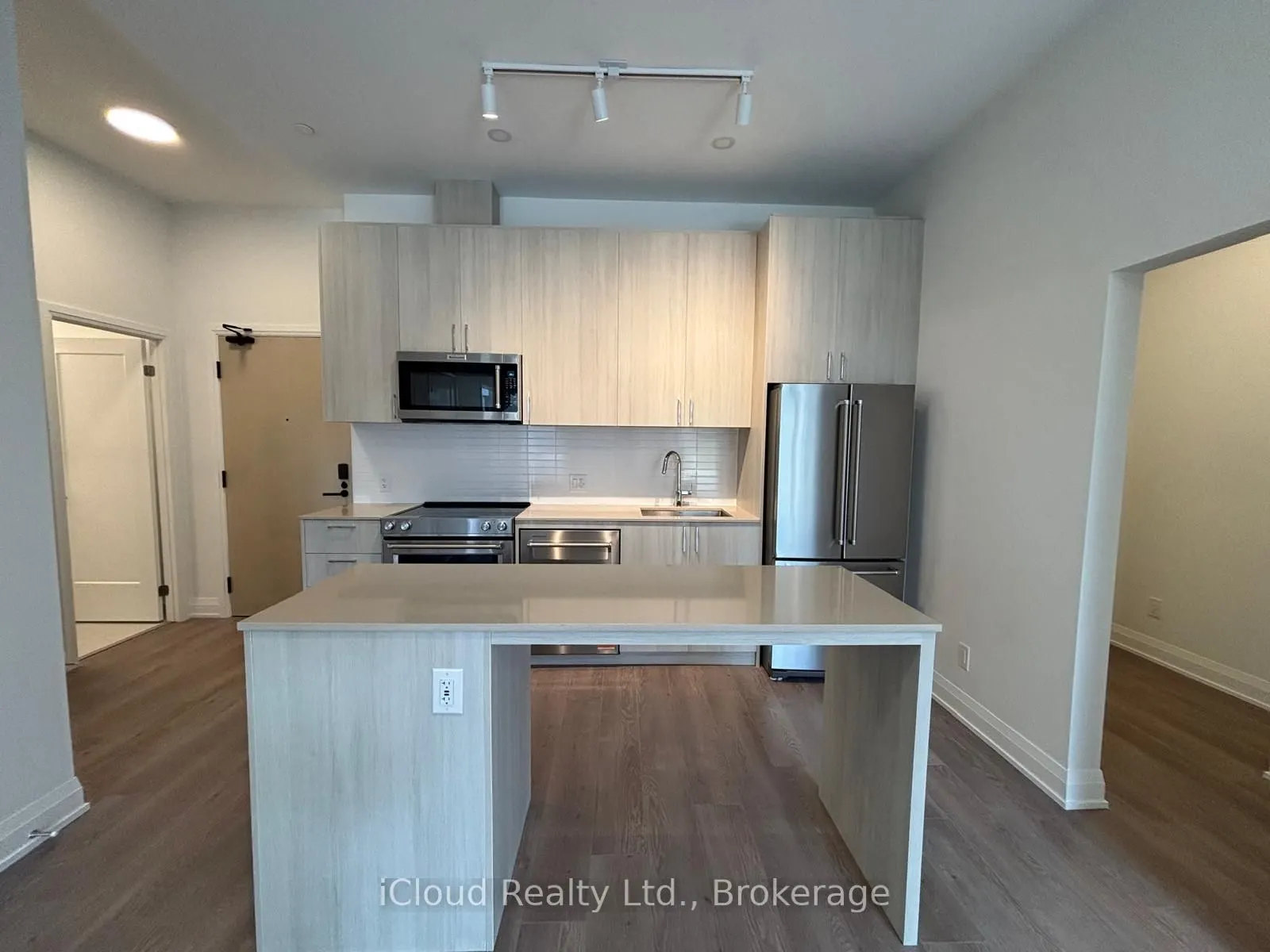 3250 Carding Mill Trail, #112