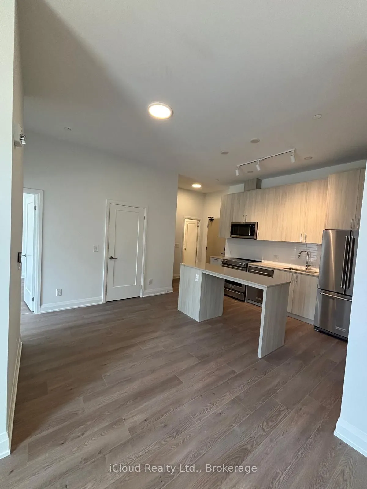 3250 Carding Mill Trail, #112