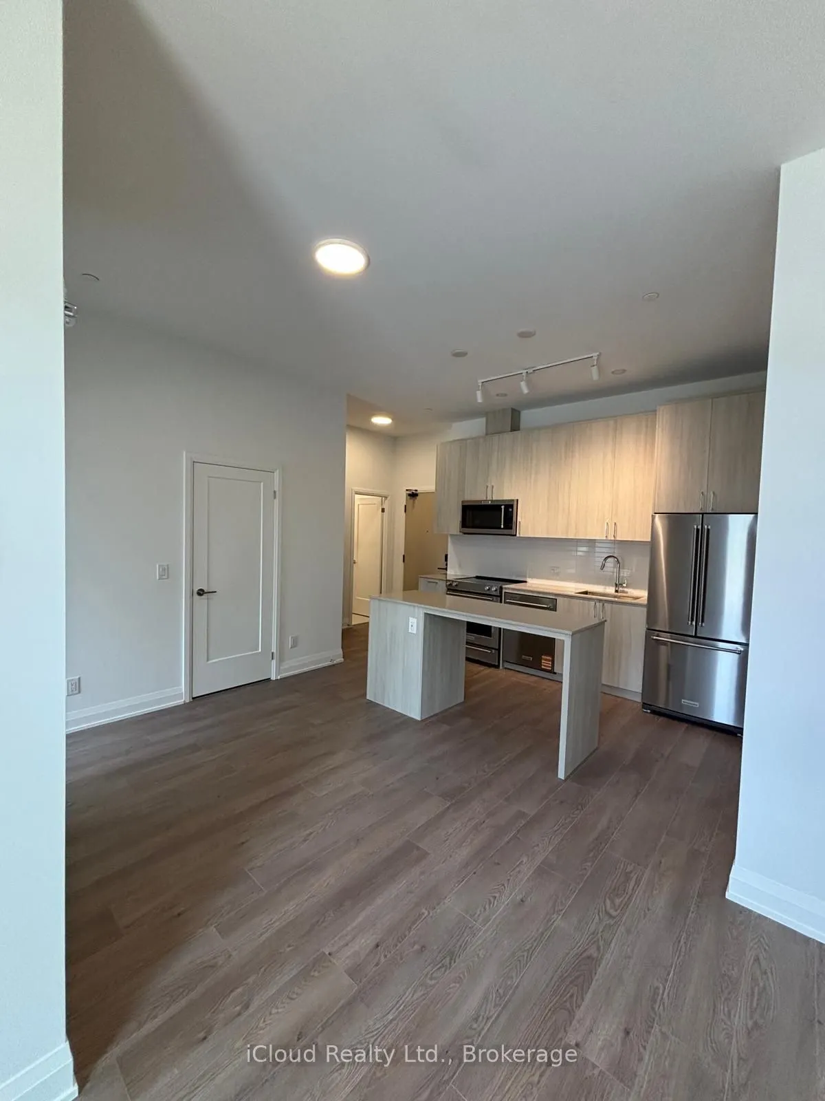 3250 Carding Mill Trail, #112