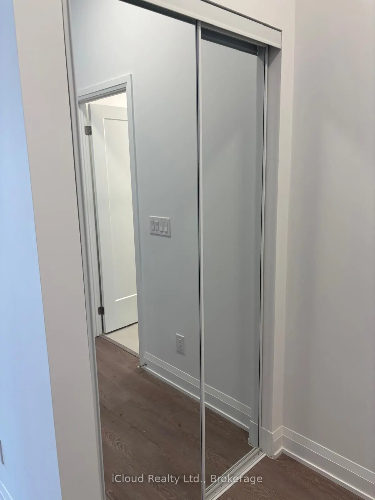 3250 Carding Mill Trail, #112