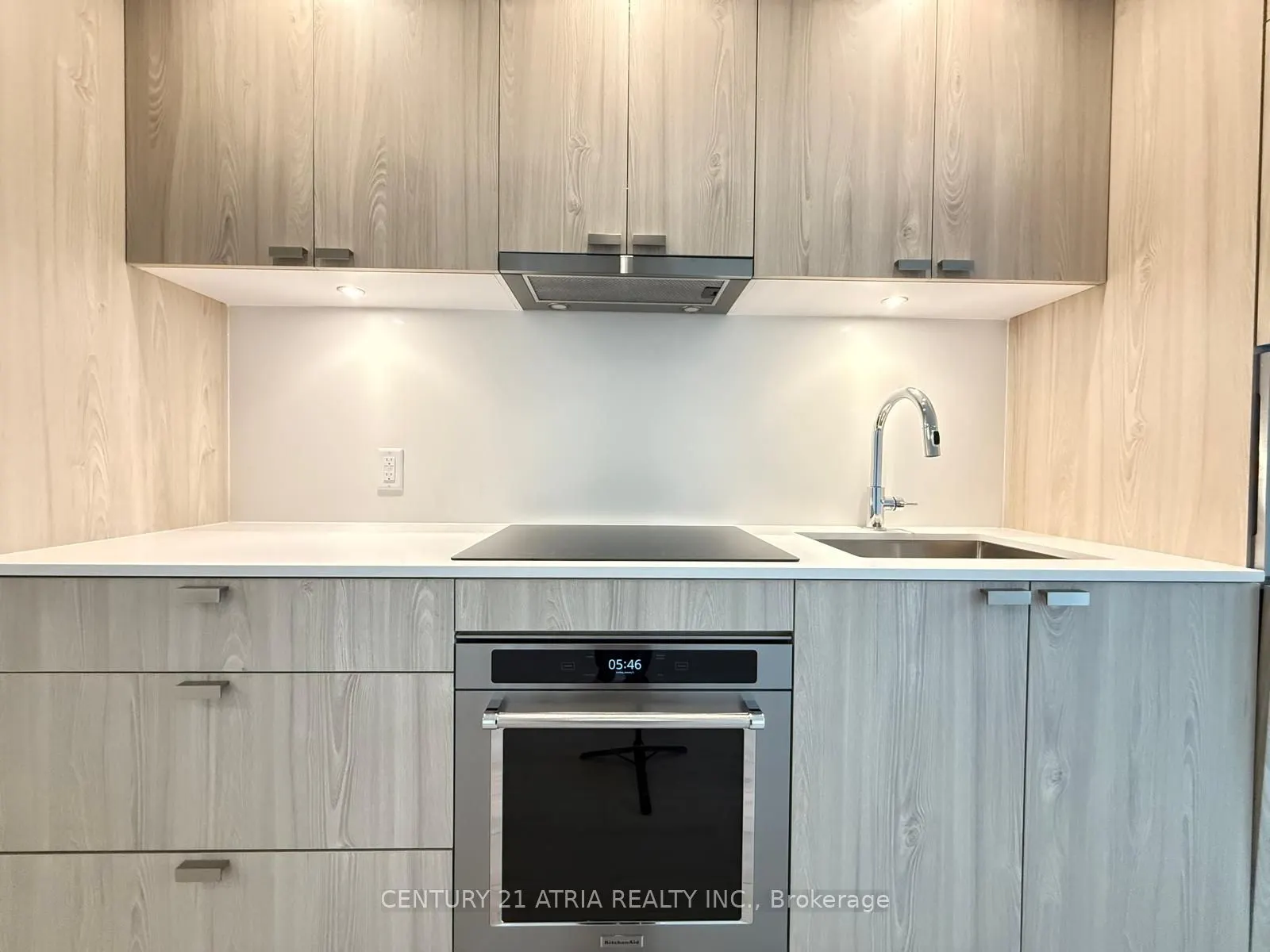 259 THE KINGSWAY, #225