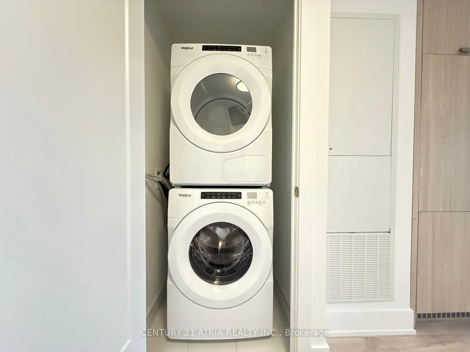 259 THE KINGSWAY, #225