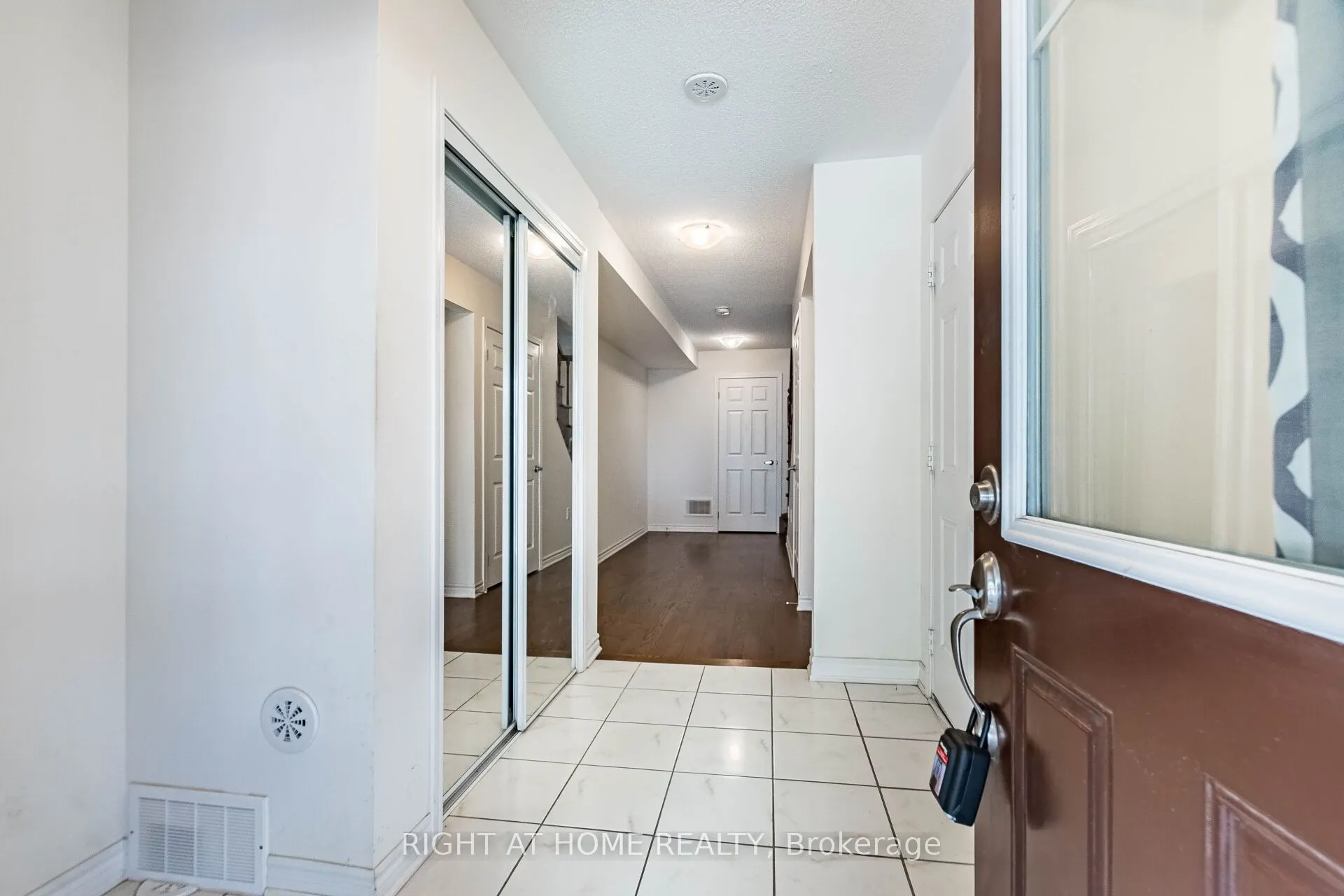 1000 Asleton Boulevard, #98