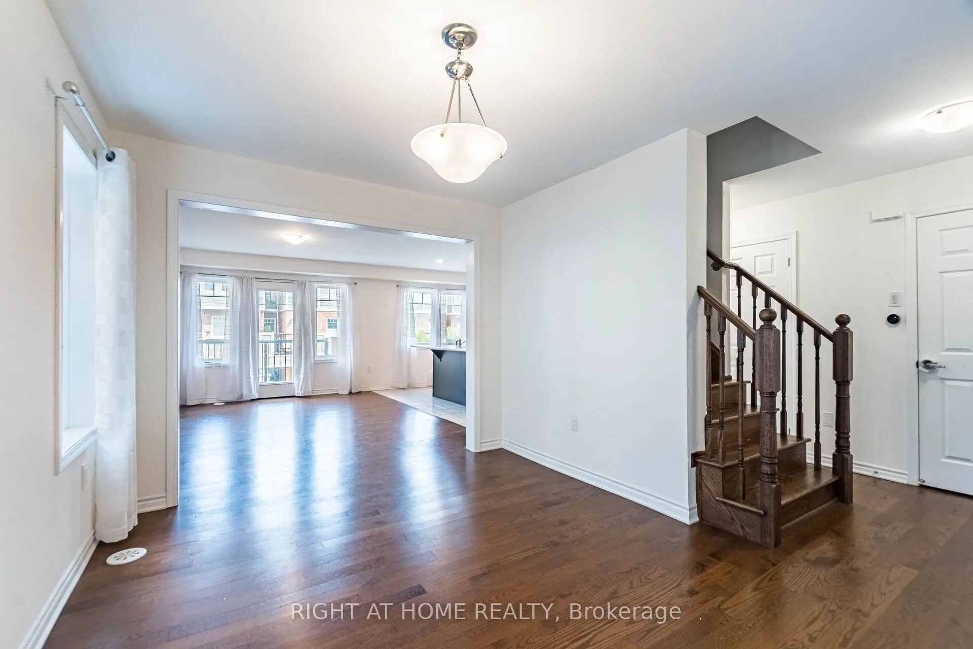 1000 Asleton Boulevard, #98