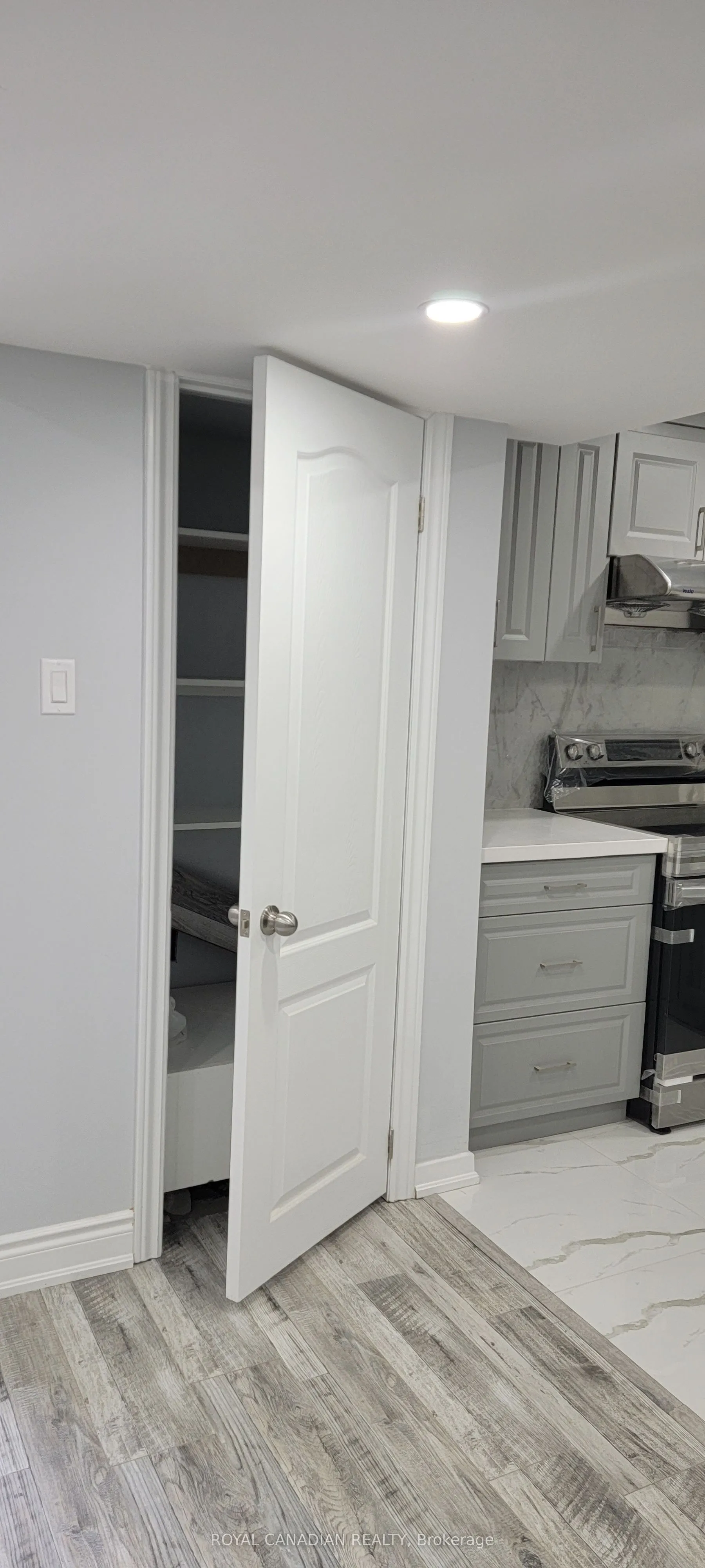 84 Masters Green Crescent, #BSMT