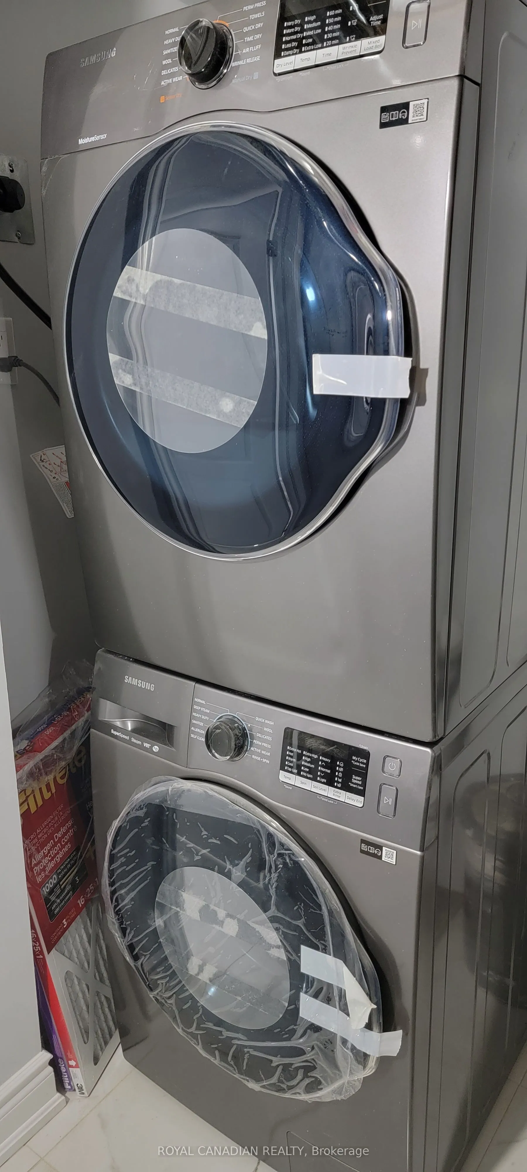 84 Masters Green Crescent, #BSMT