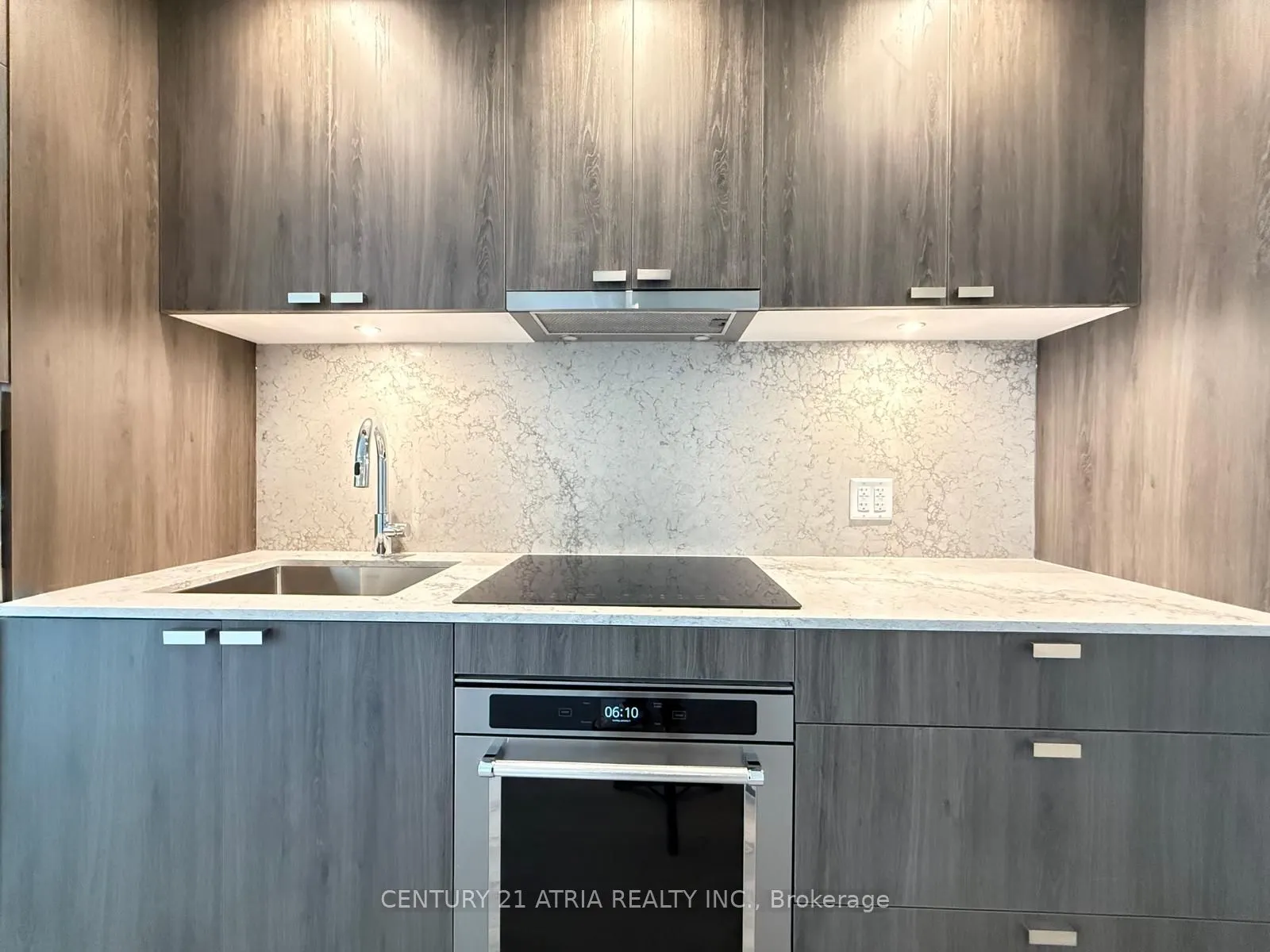 259 The Kingsway, #504