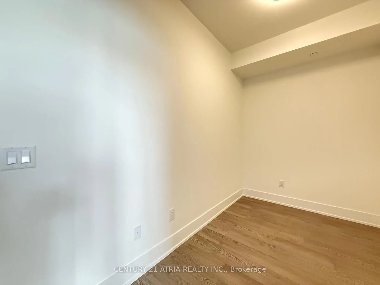 259 The Kingsway, #504