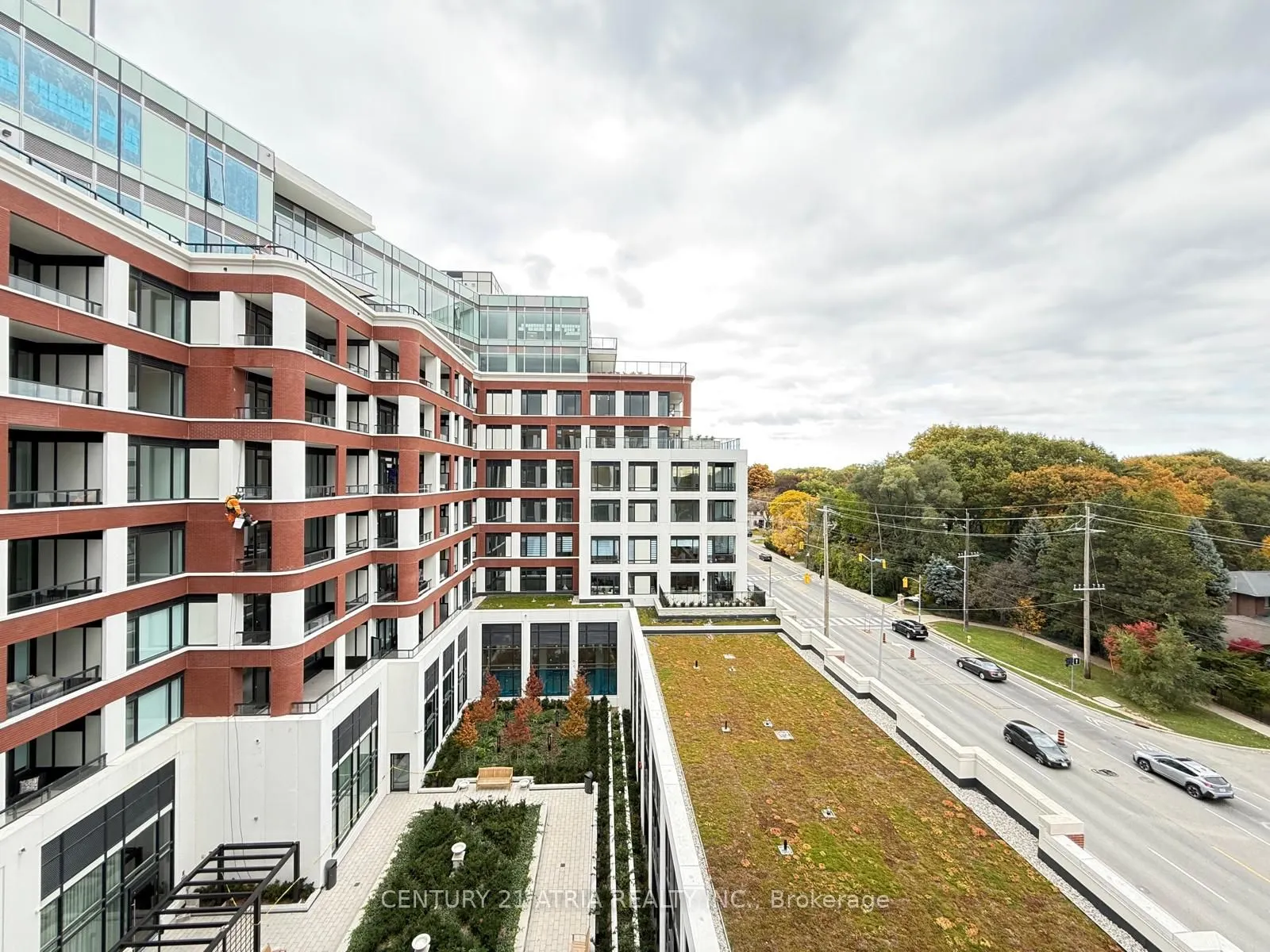 259 The Kingsway, #504