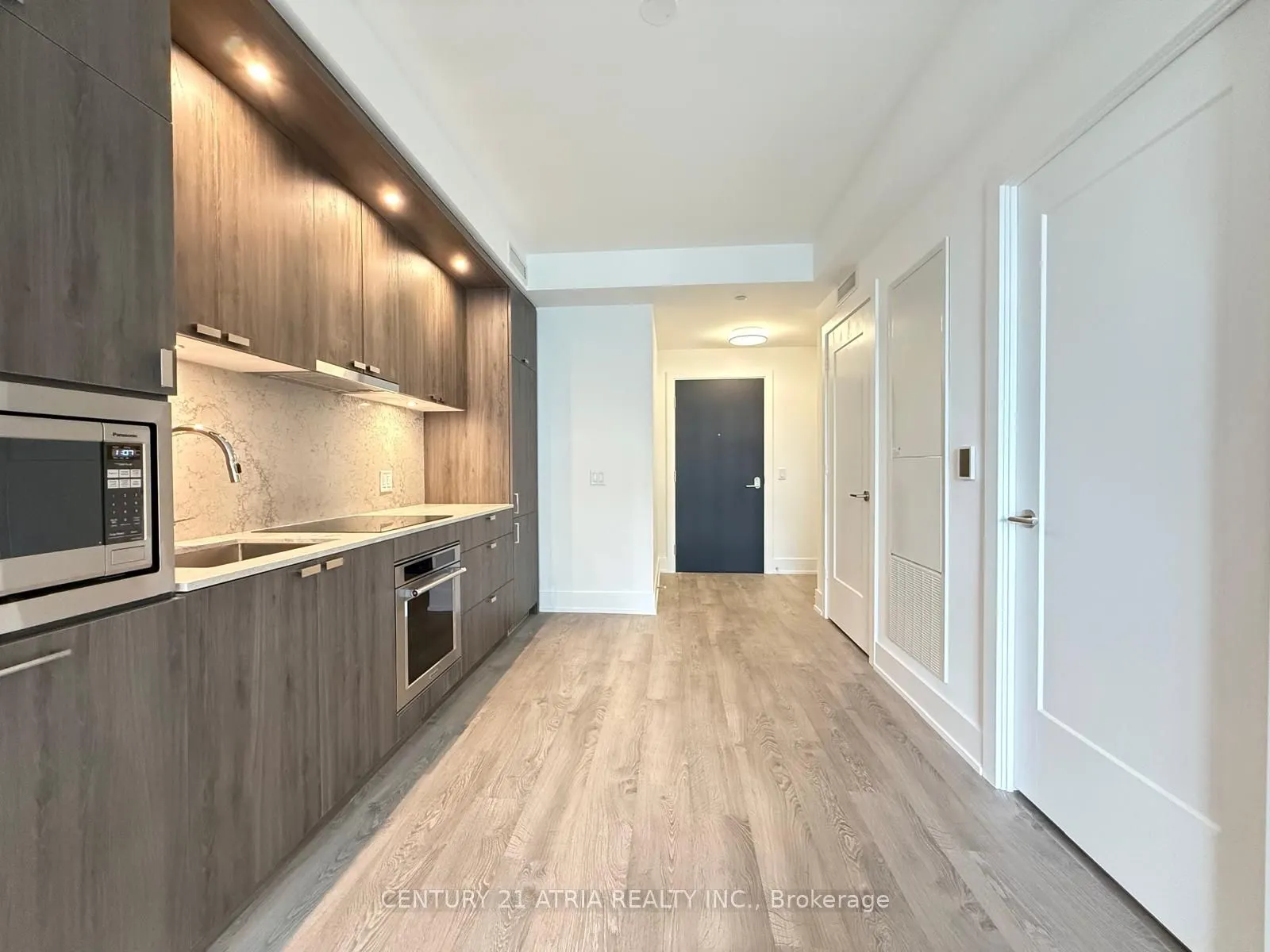 259 The Kingsway, #504