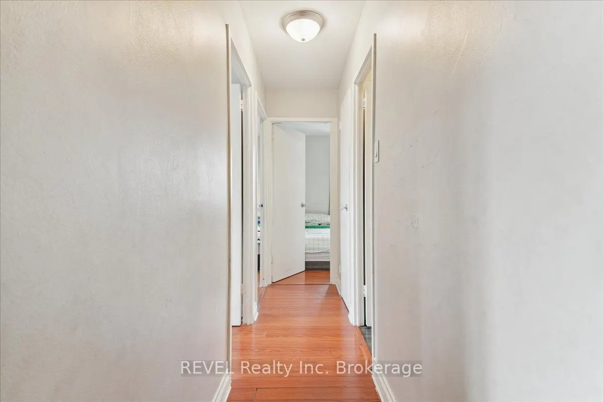 1660 Bloor Street E, #615