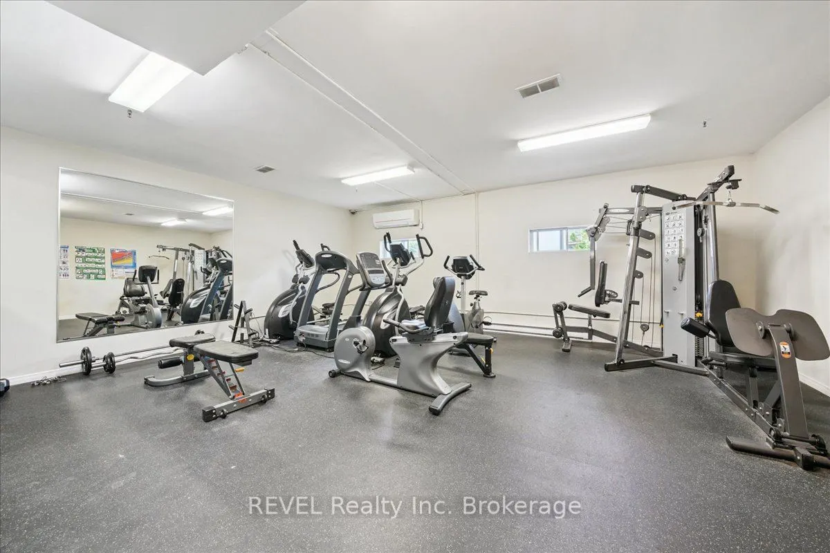 1660 Bloor Street E, #615