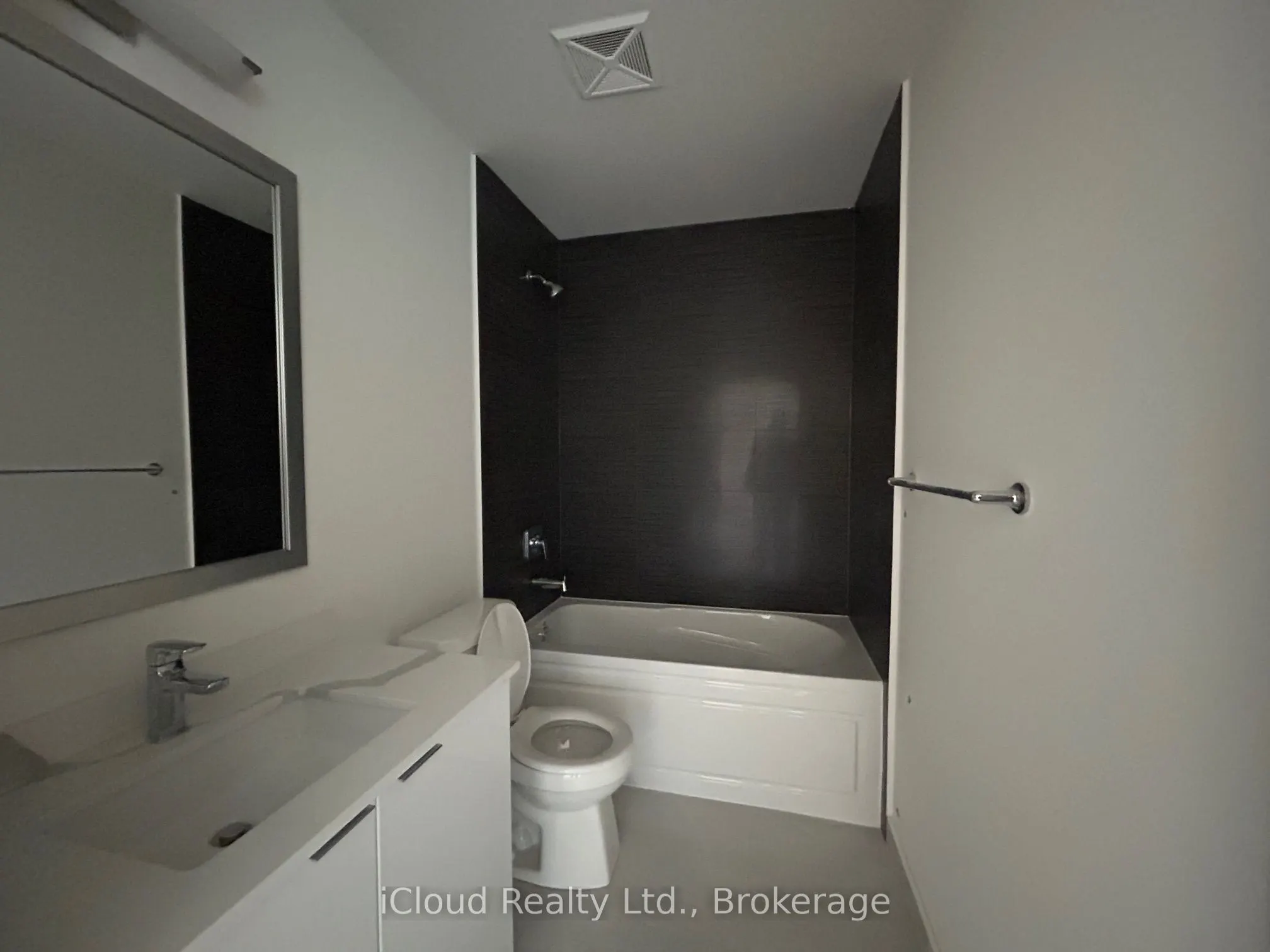 15 Watergarden Drive, #2002