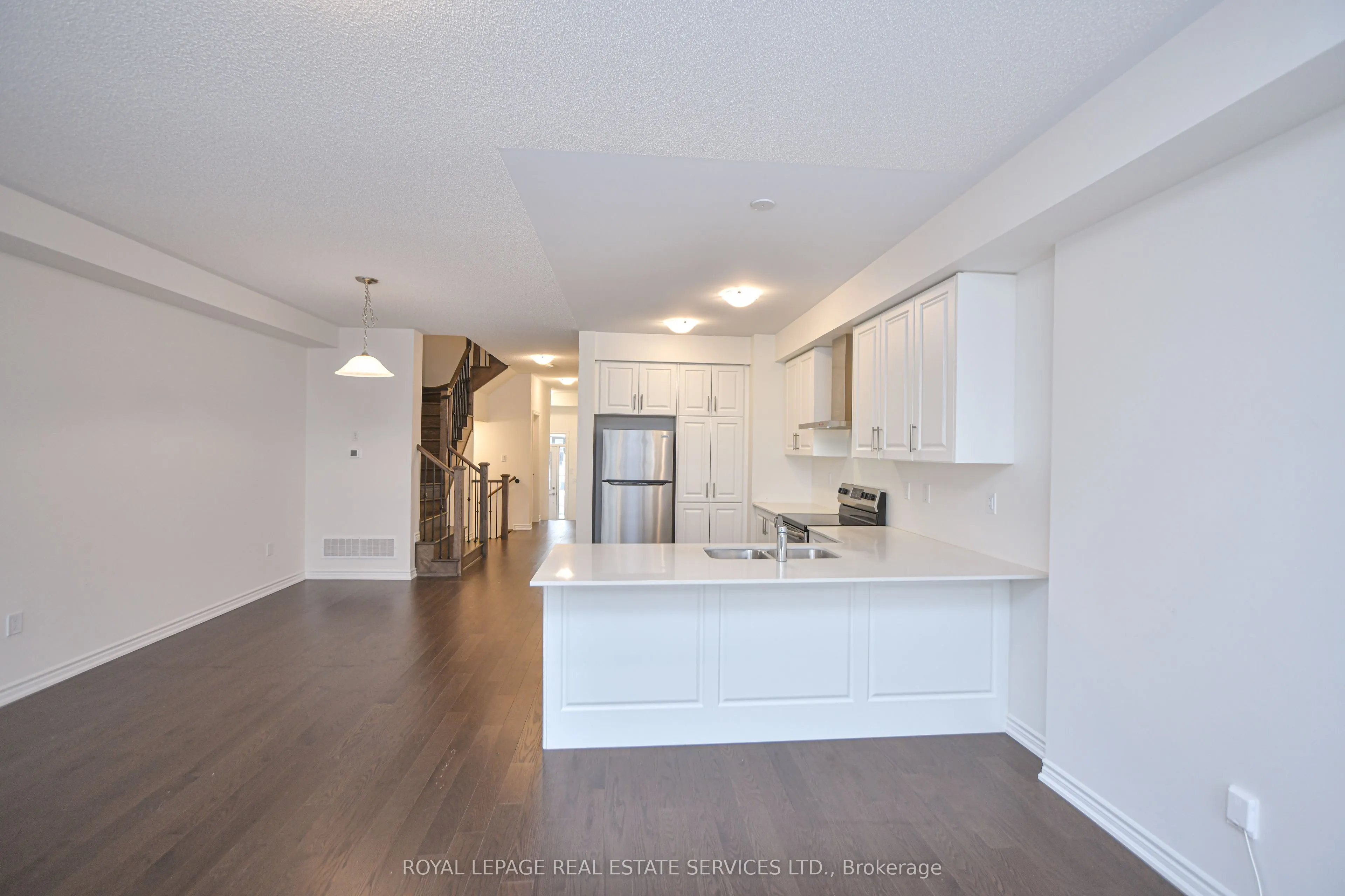 323 Thimbleweed Court