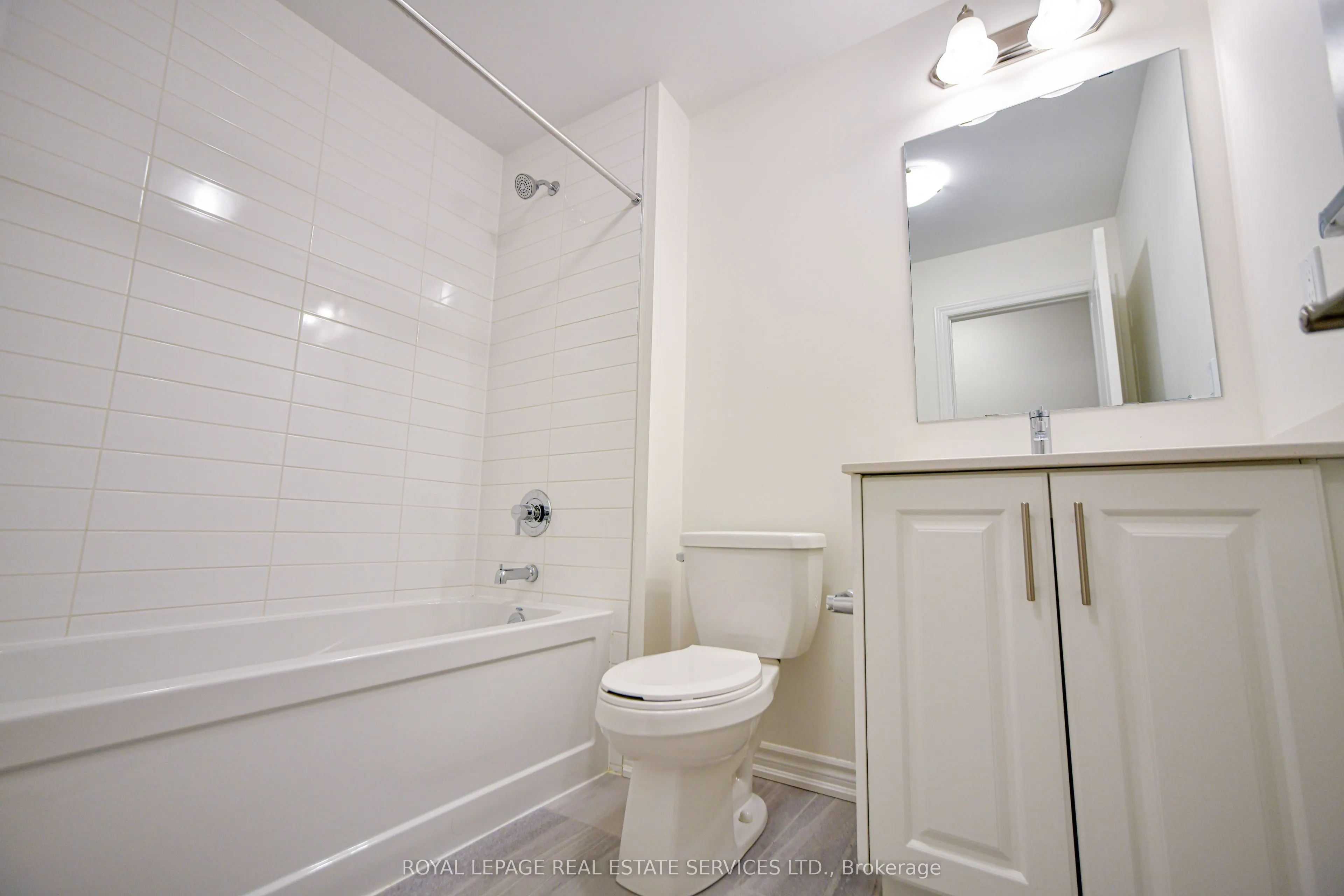 323 Thimbleweed Court