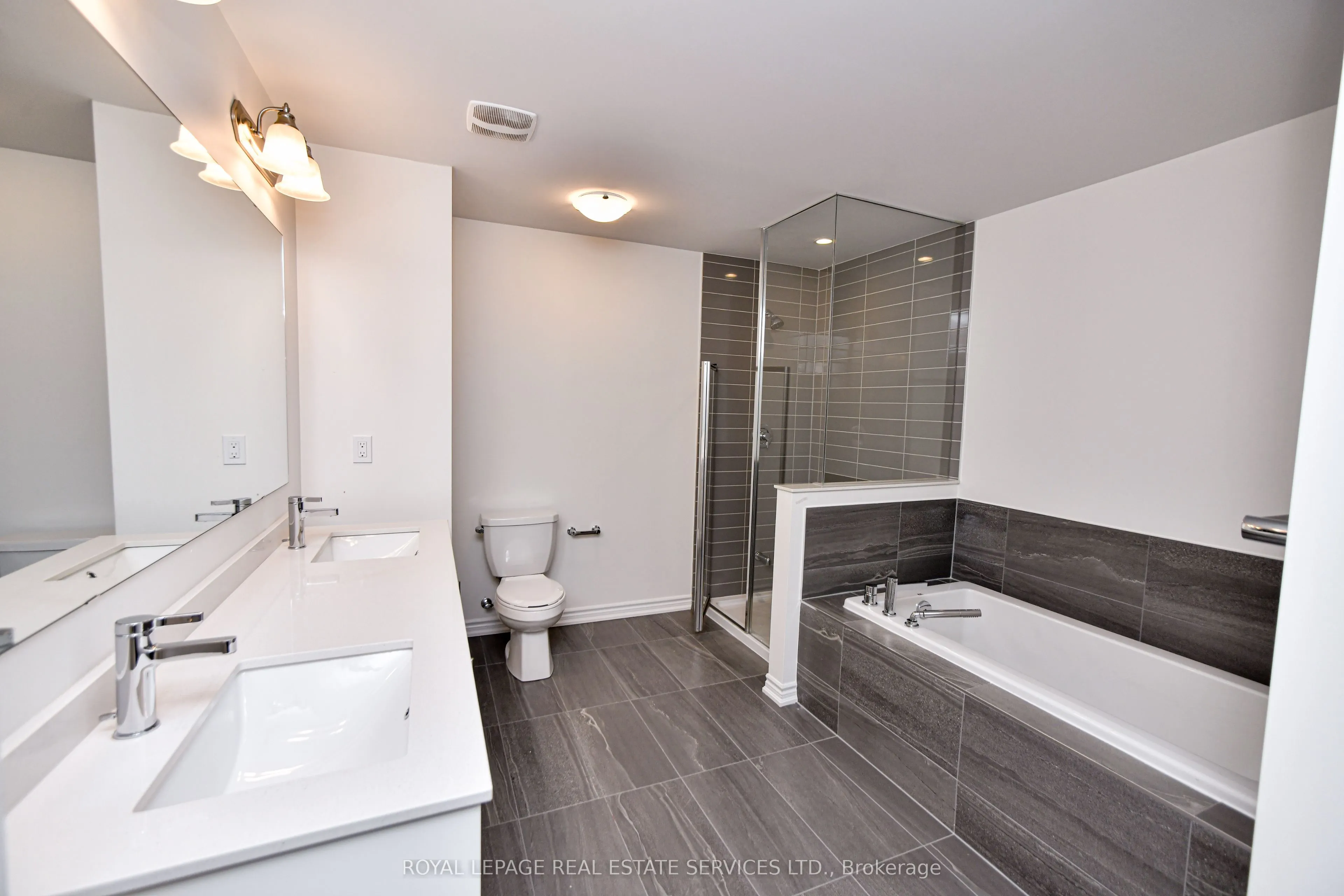 323 Thimbleweed Court