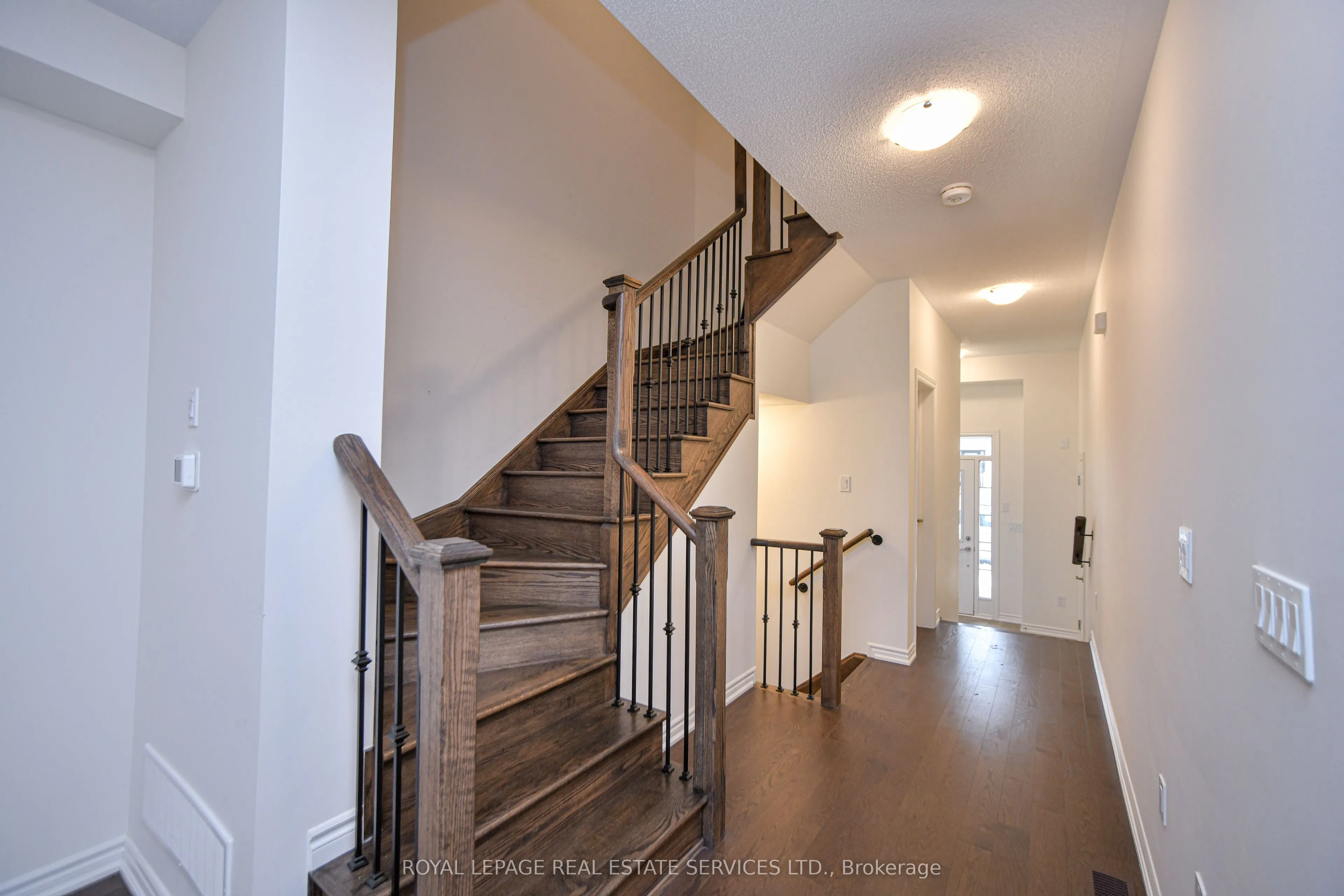 323 Thimbleweed Court