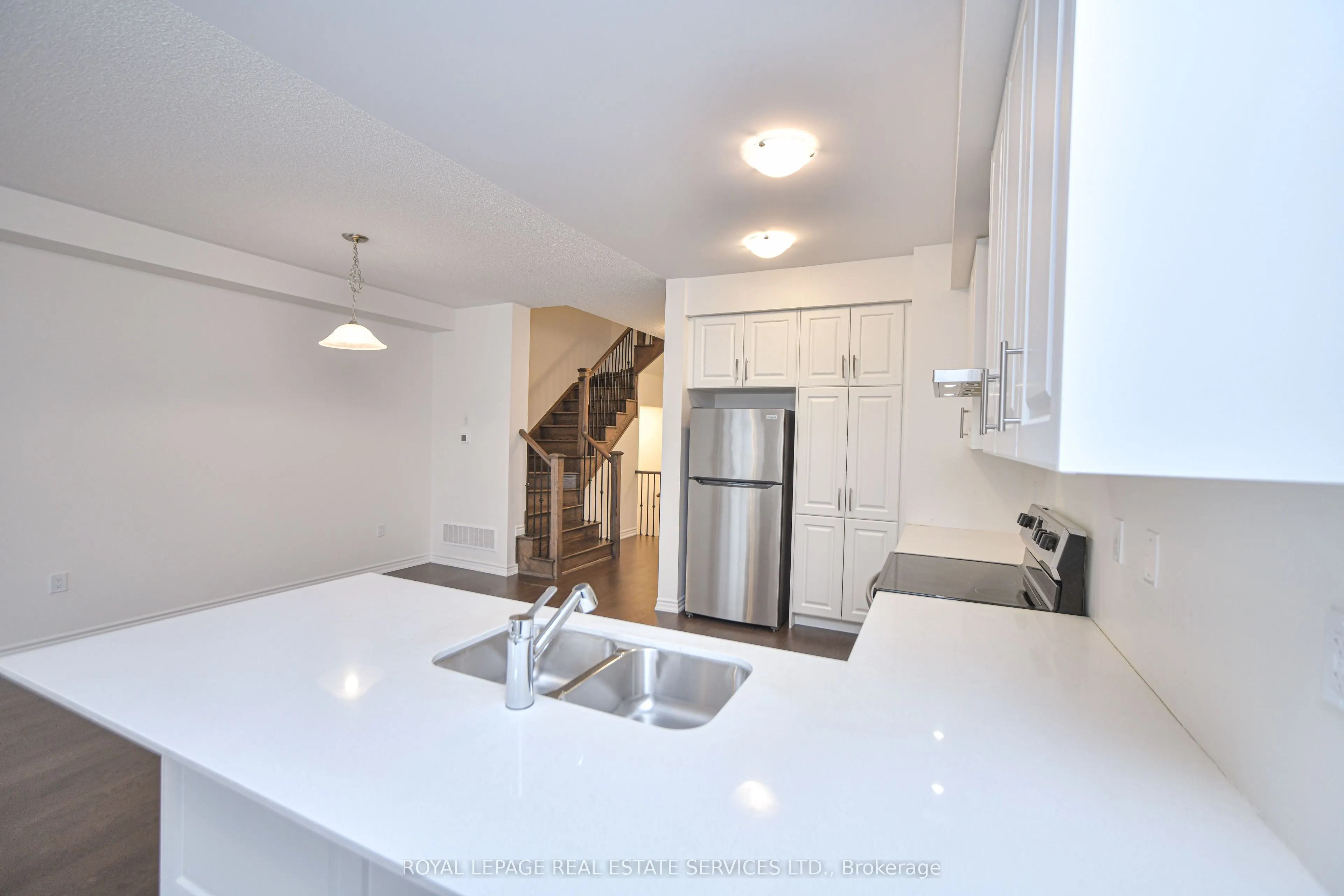 323 Thimbleweed Court