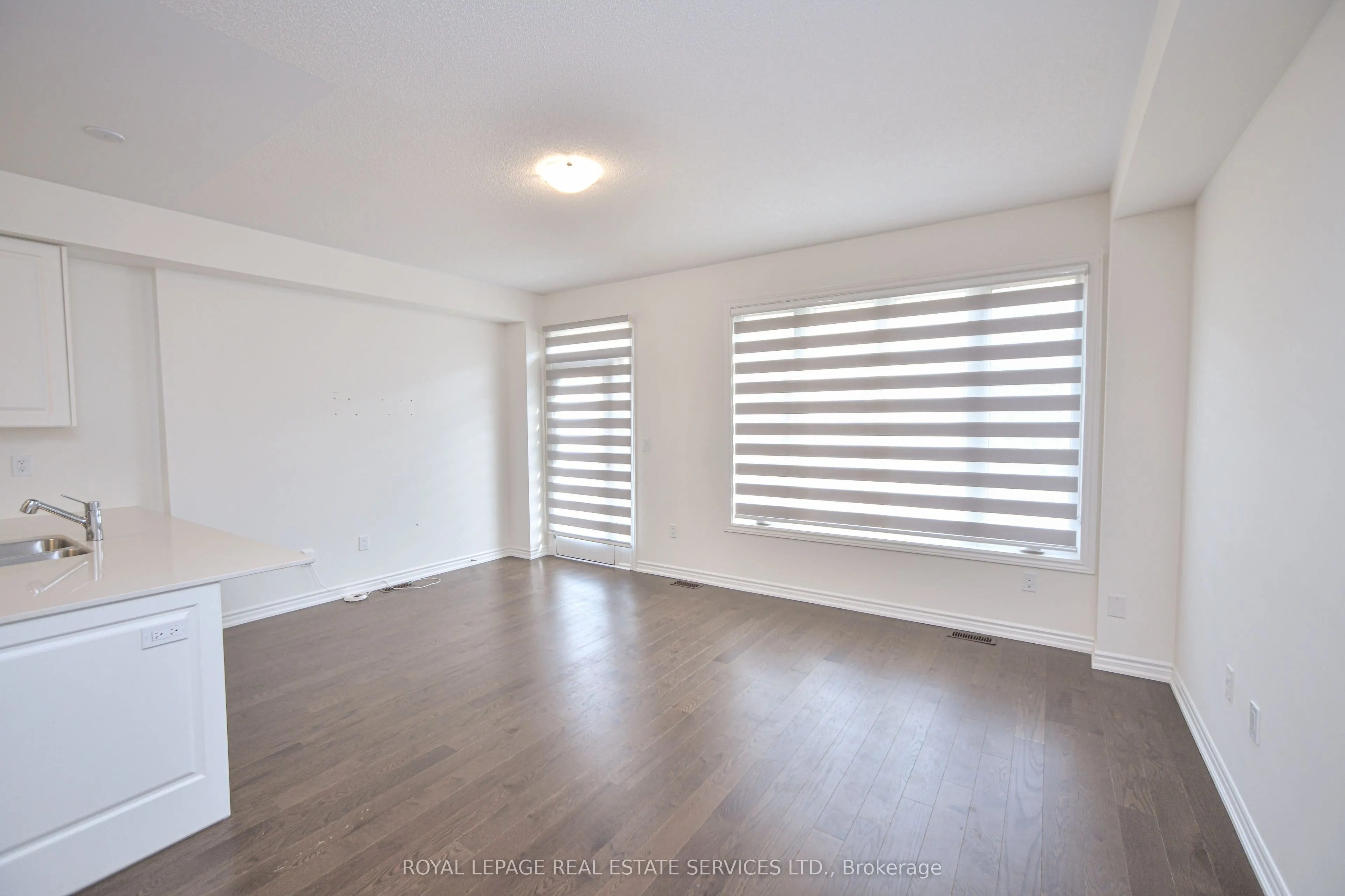 323 Thimbleweed Court