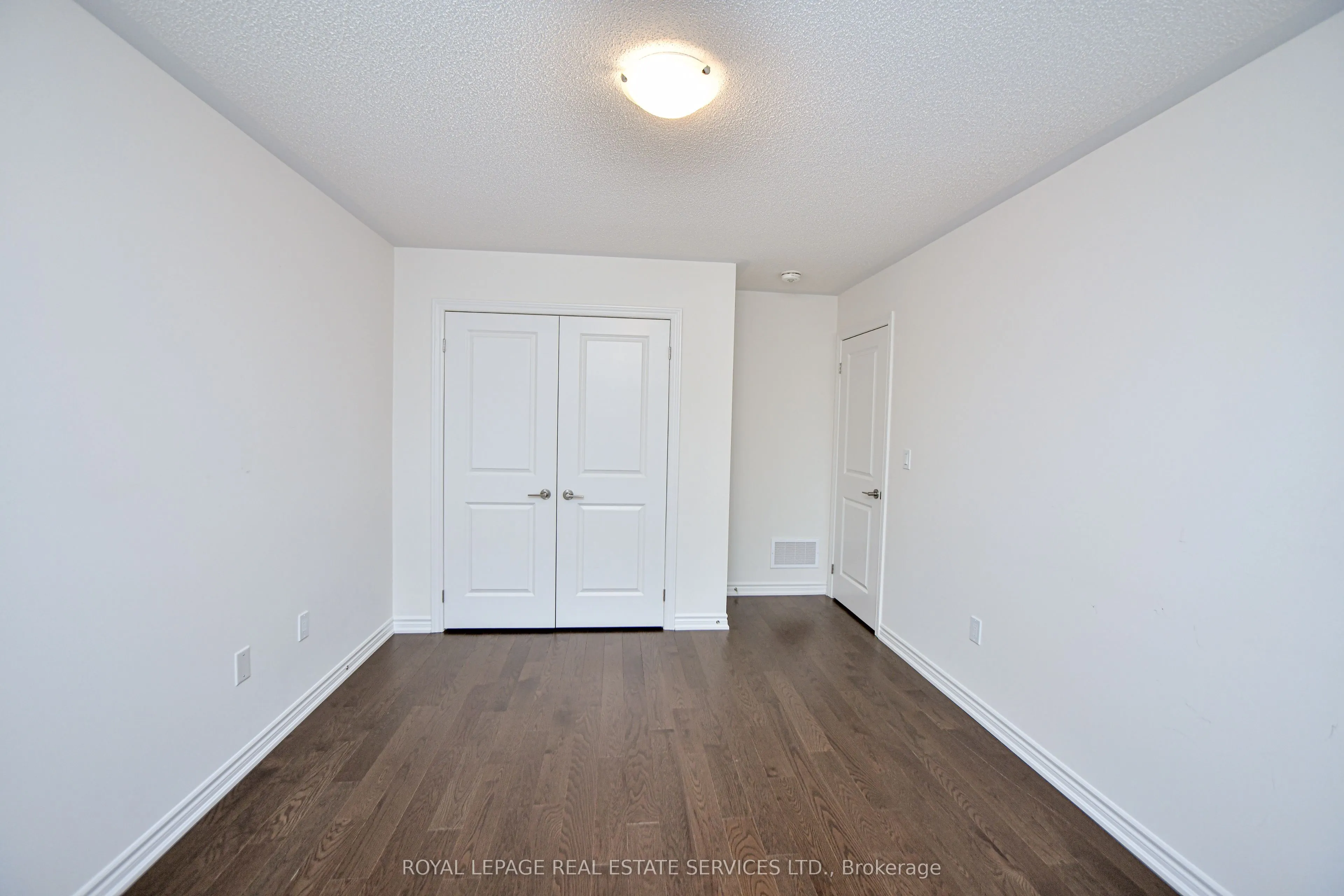 323 Thimbleweed Court