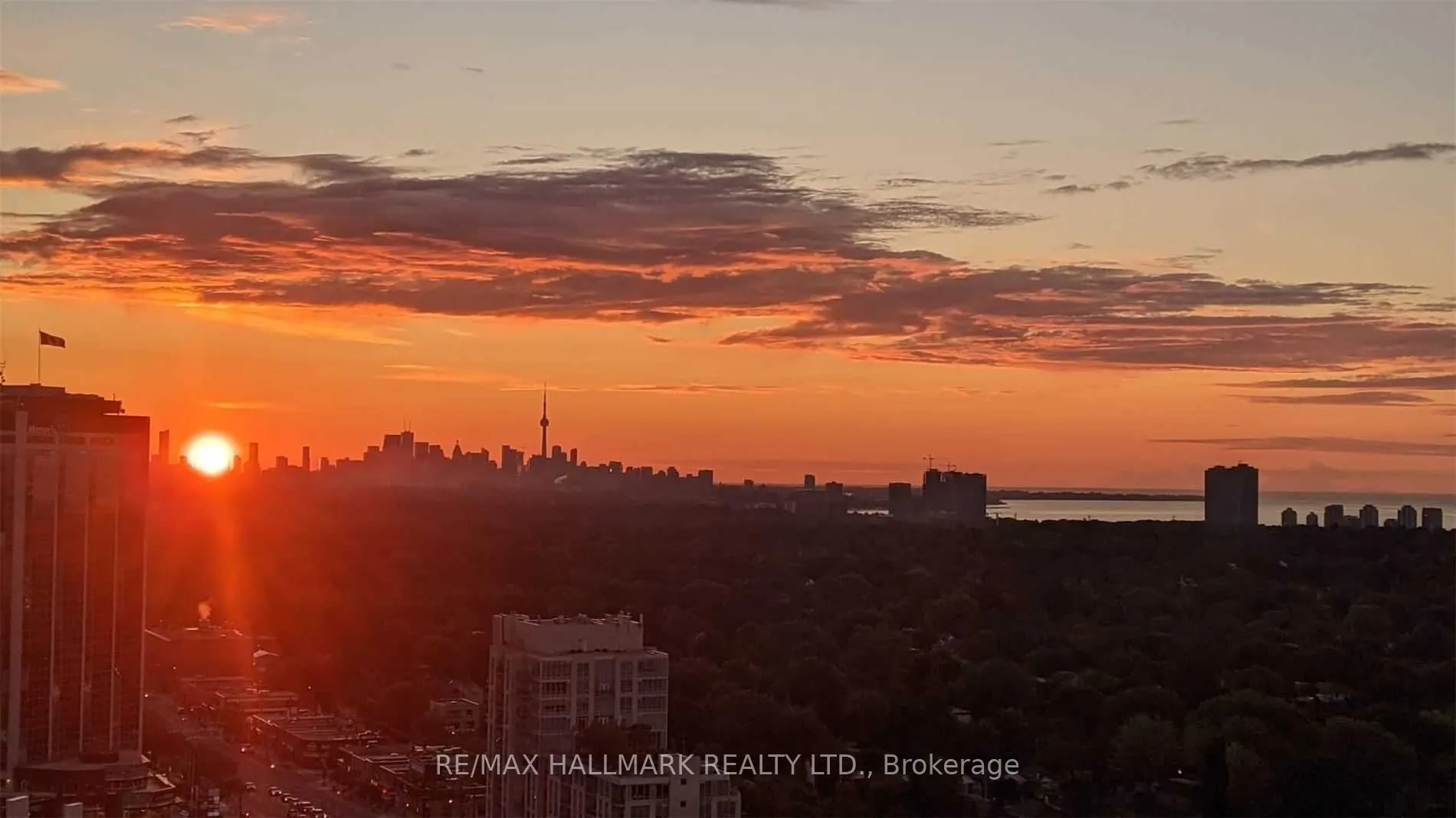 5 Michael Power Place, #Ph09