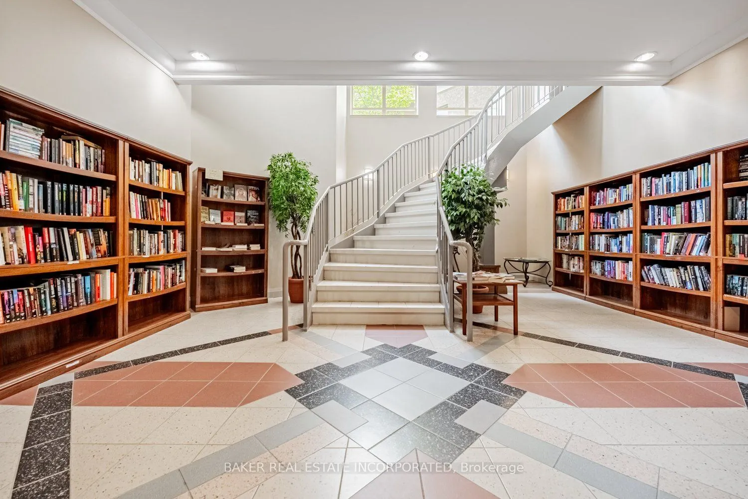 1150 Parkwest Place, #311