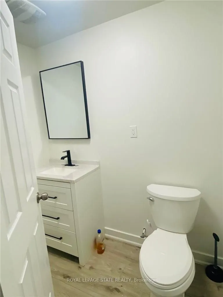 1379 Freeport (Main) Drive