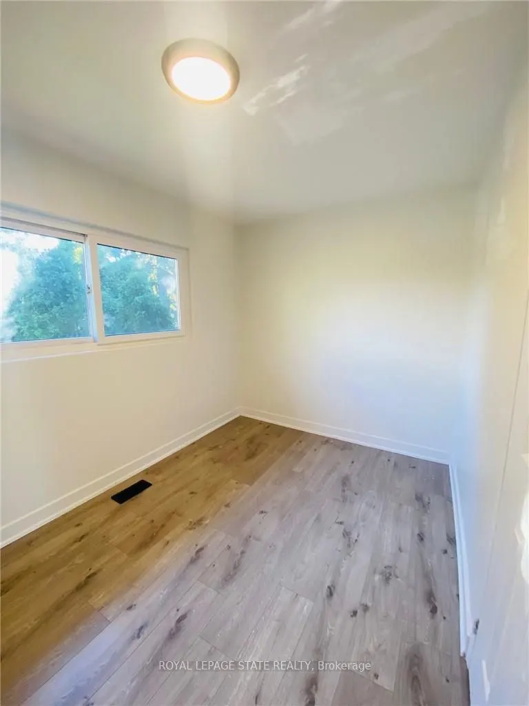 1379 Freeport (Main) Drive