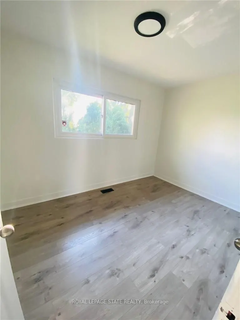 1379 Freeport (Main) Drive