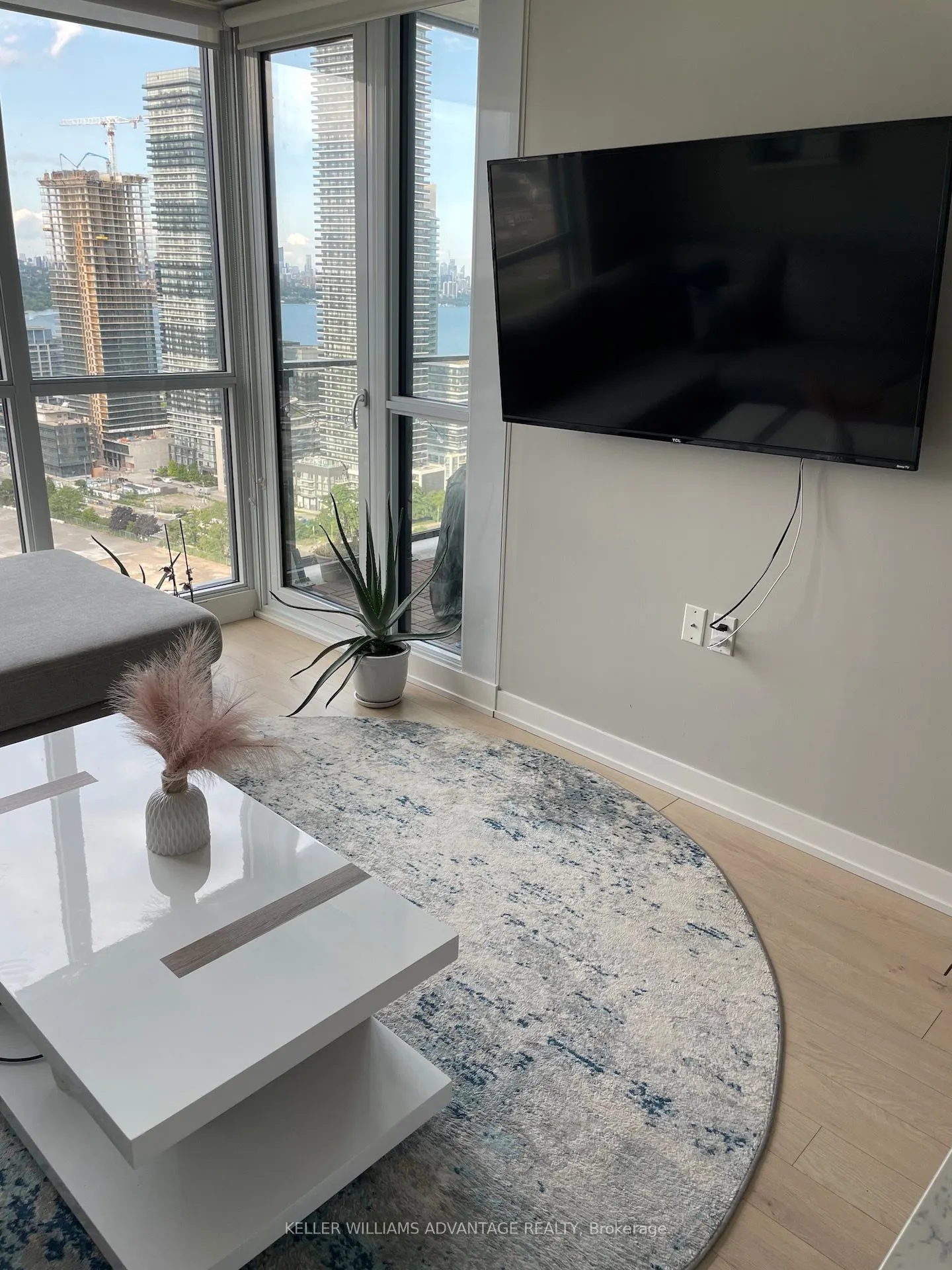 10 Park Lawn Road, #3108