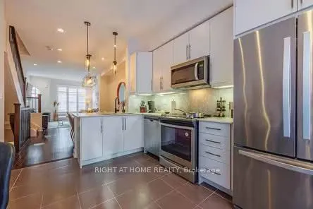 290 Royalton Common, #70