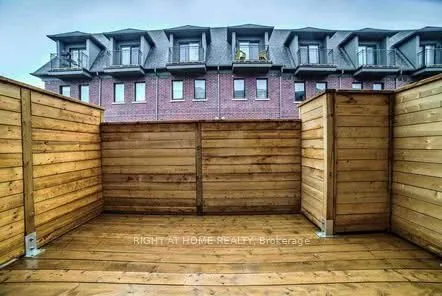 290 Royalton Common, #70