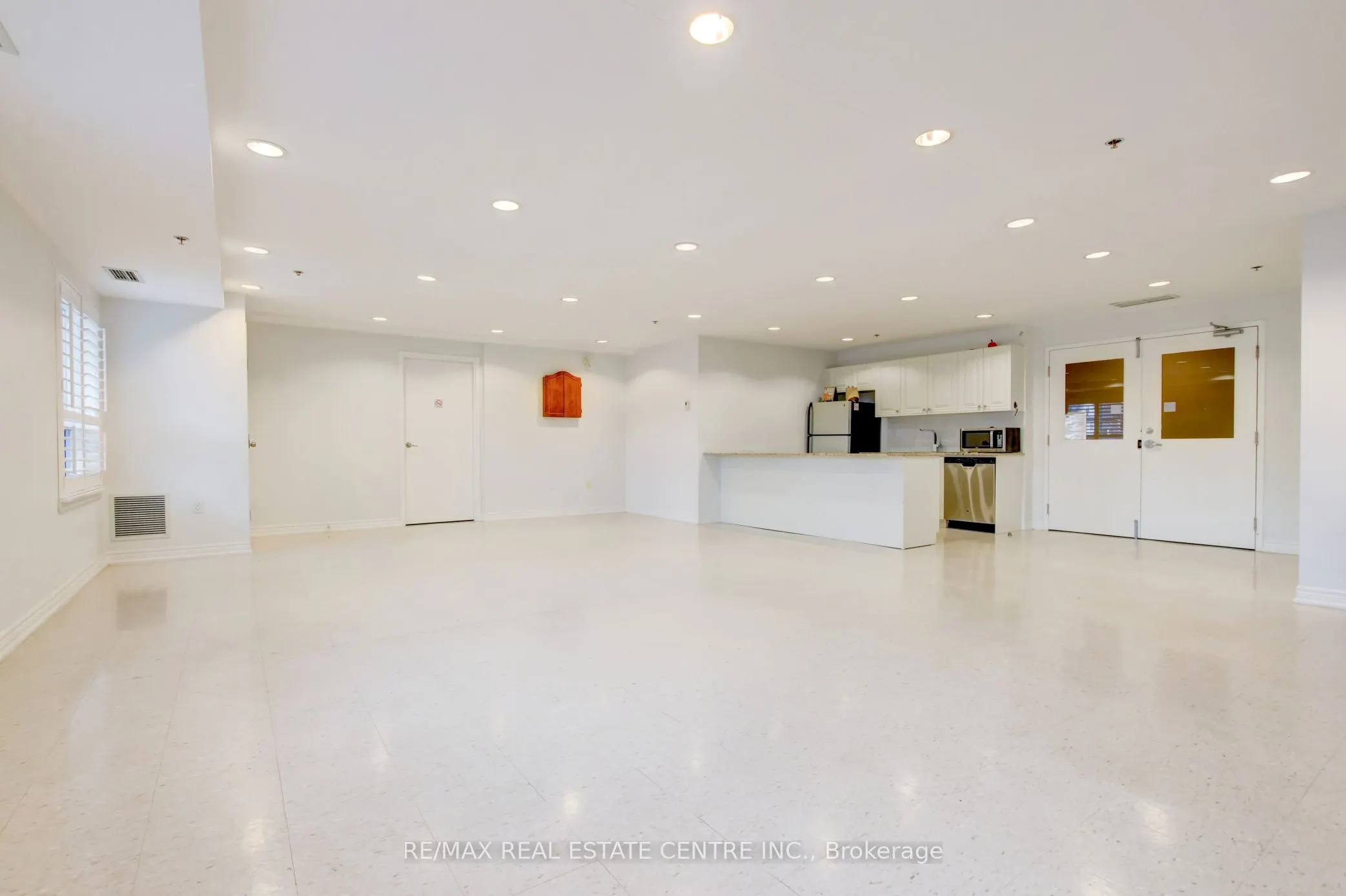 1419 Costigan Road, #305