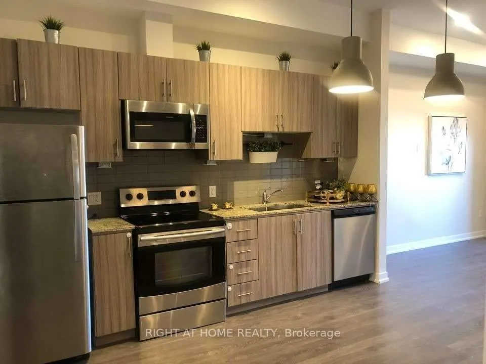 4040 Upper middle Road, #116