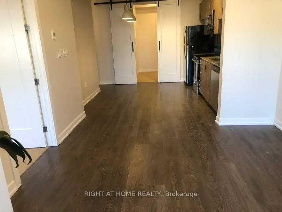 4040 Upper middle Road, #116