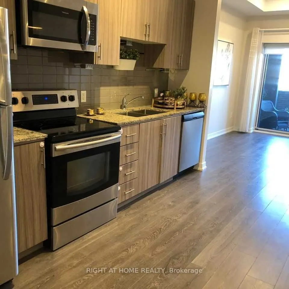 4040 Upper middle Road, #116